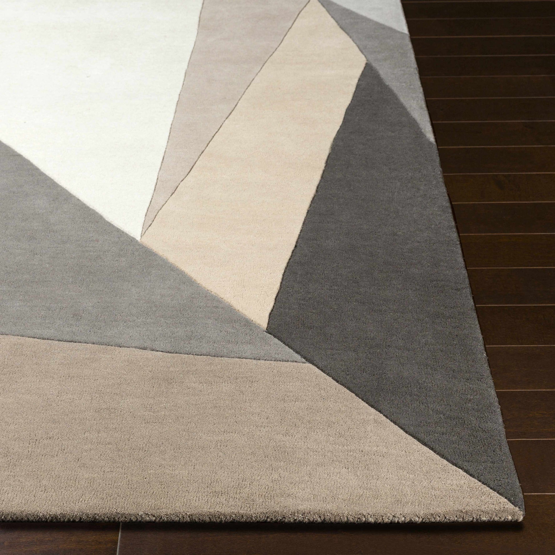 Forum FM-7225 Hand Tufted Rug