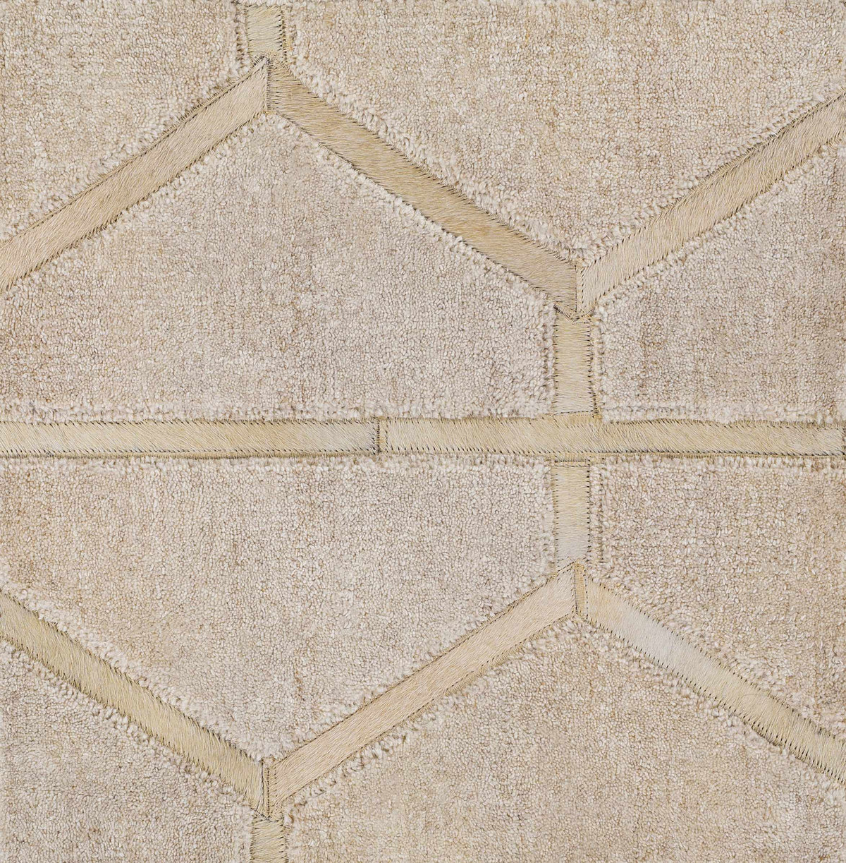 Eloquent ELQ-2302 Hand Crafted Rug