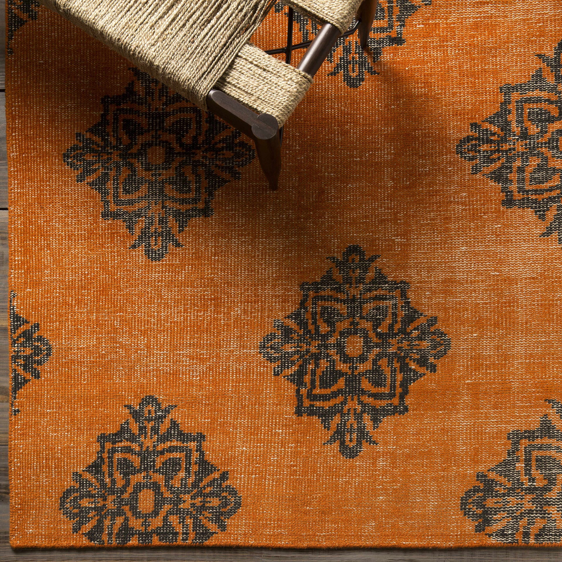 Zahra ZHA-4025 Hand Knotted Rug