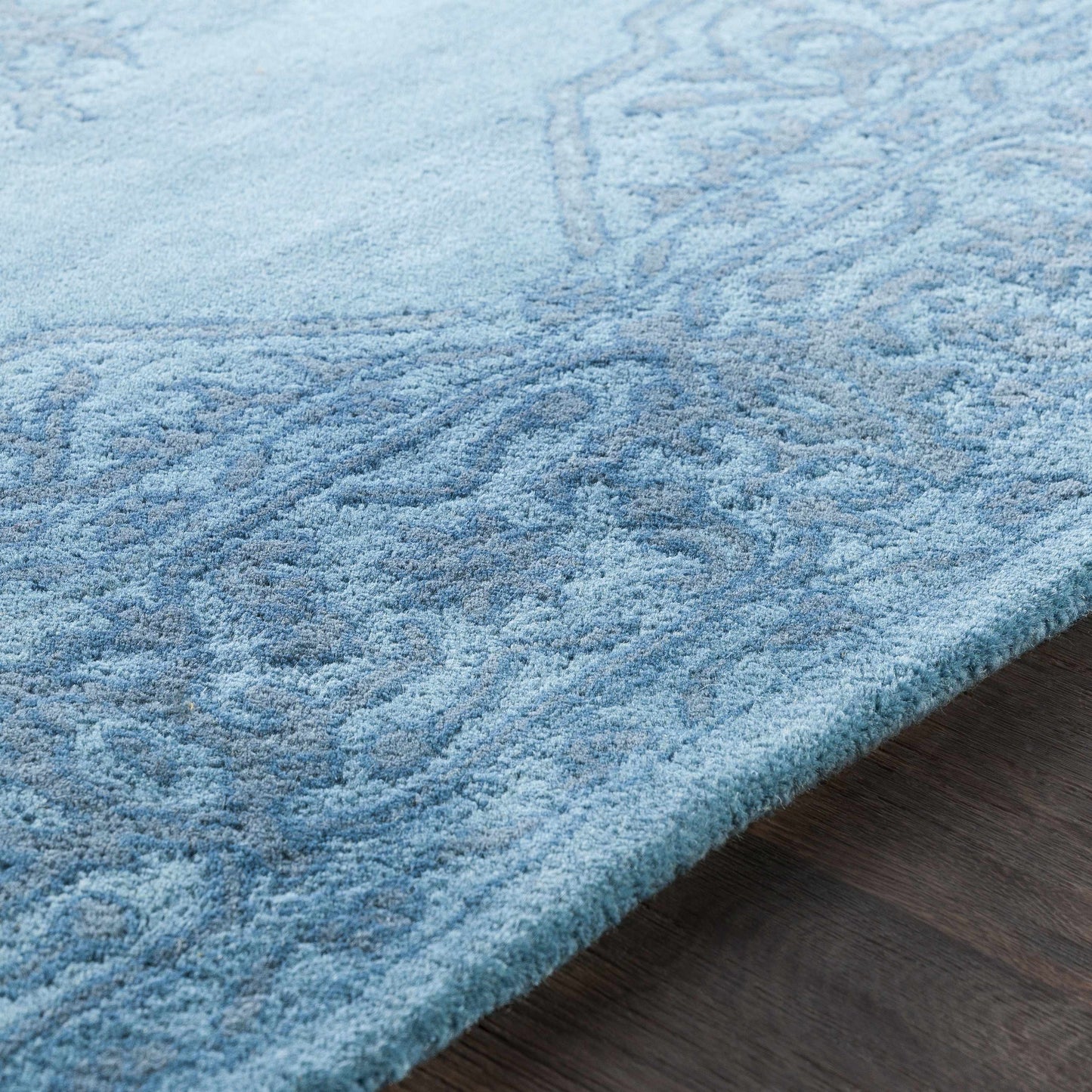 Middleton AWMD-2355 Hand Tufted Rug