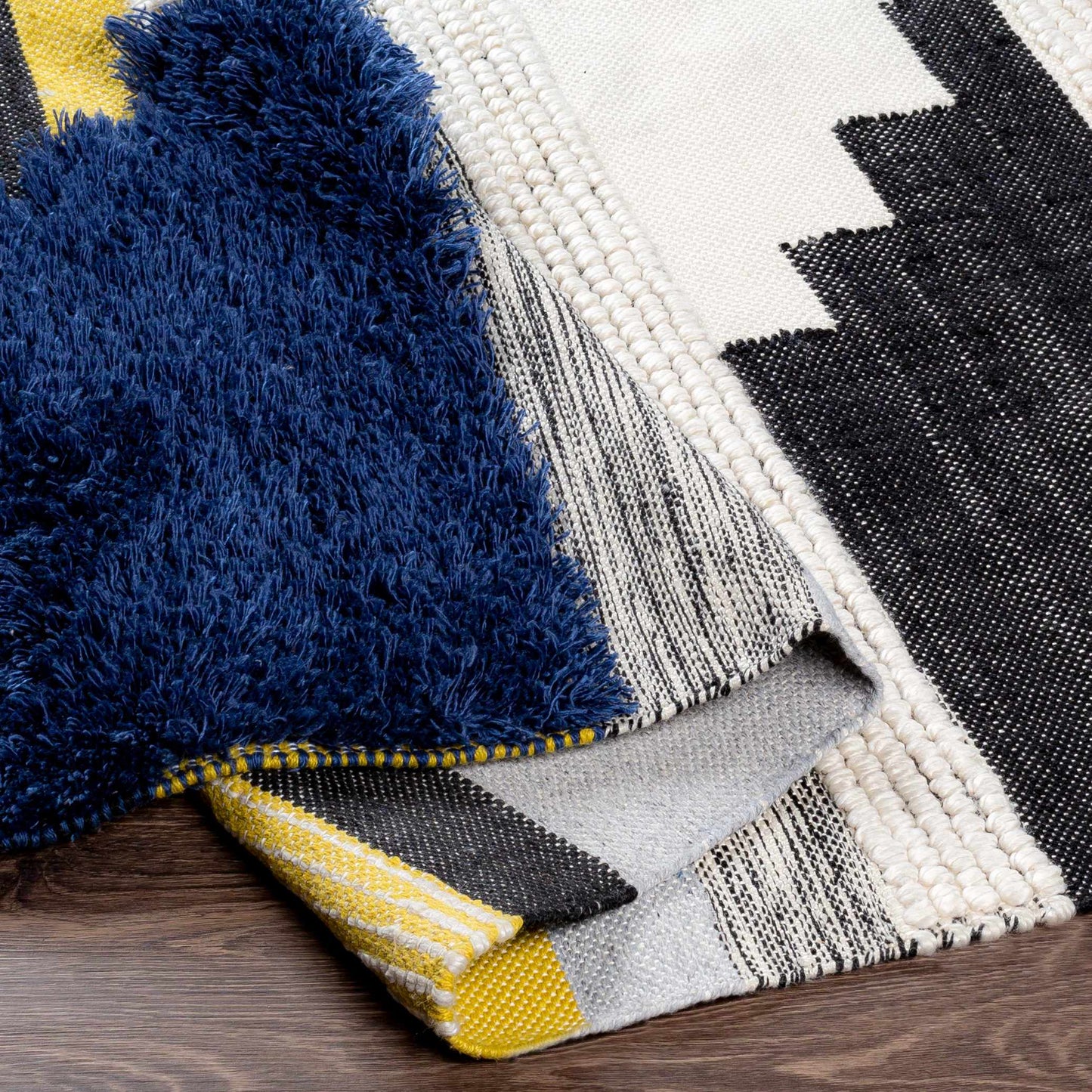 Yuva YUV-2302 Hand Woven Rug