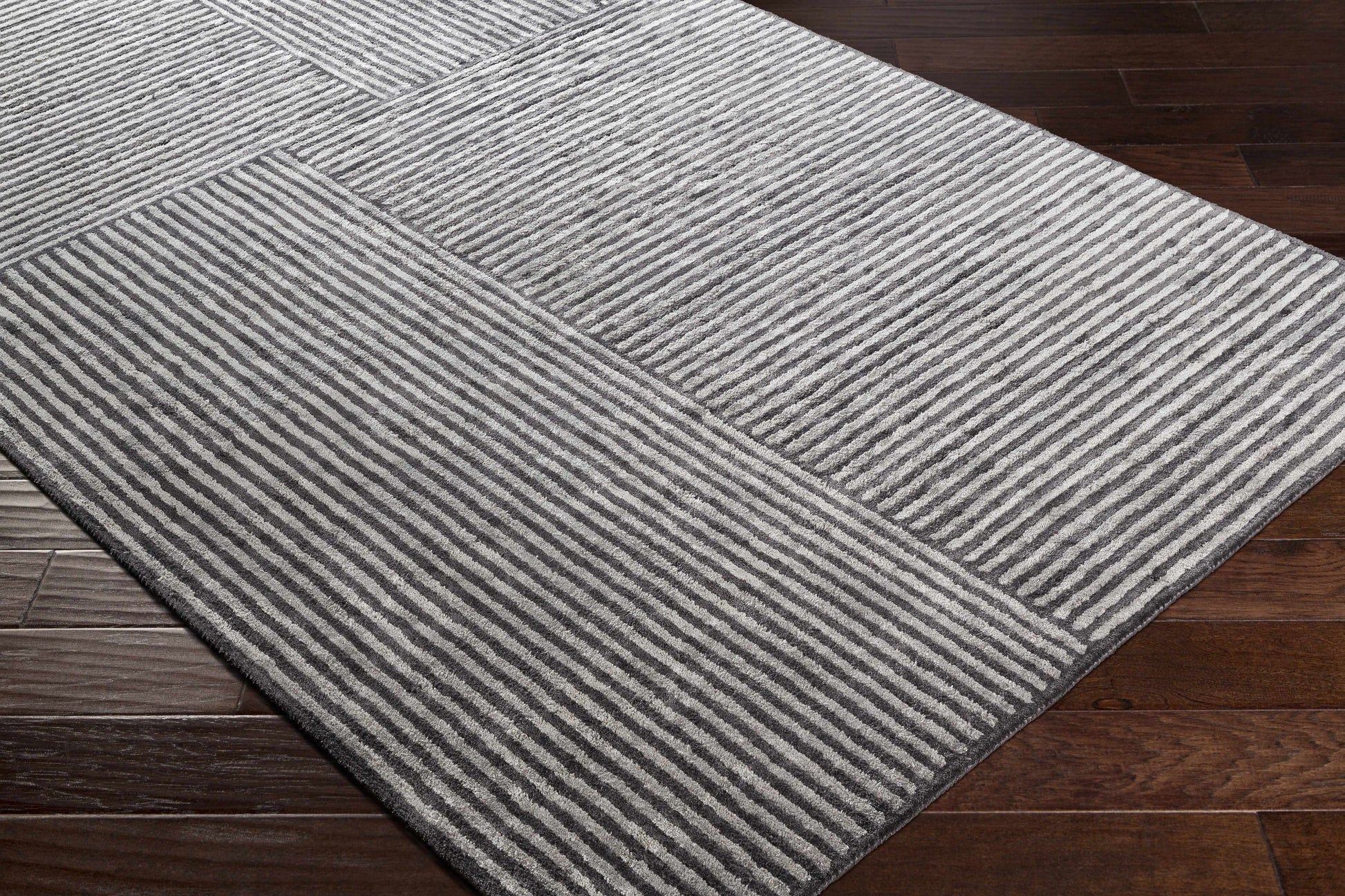 Quartz QTZ-5038 Hand Tufted Rug