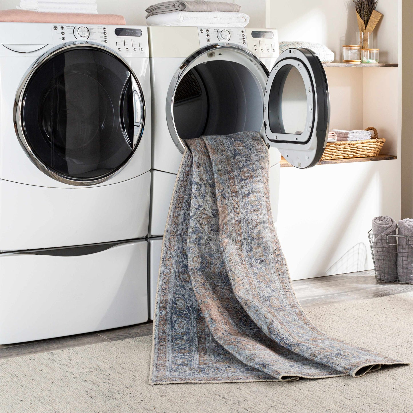 Tahmis THI-2705 Machine Woven Rug