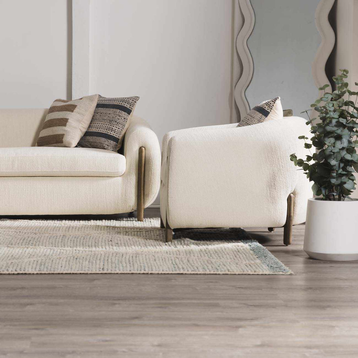 Manisa MNS-2308 Hand Woven Rug