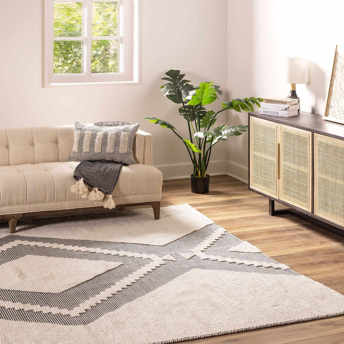 Azalea AZA-2300 Handmade Rug