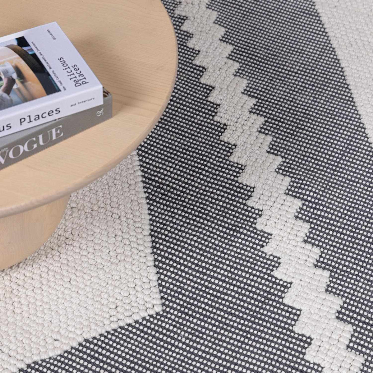 Azalea AZA-2300 Handmade Rug