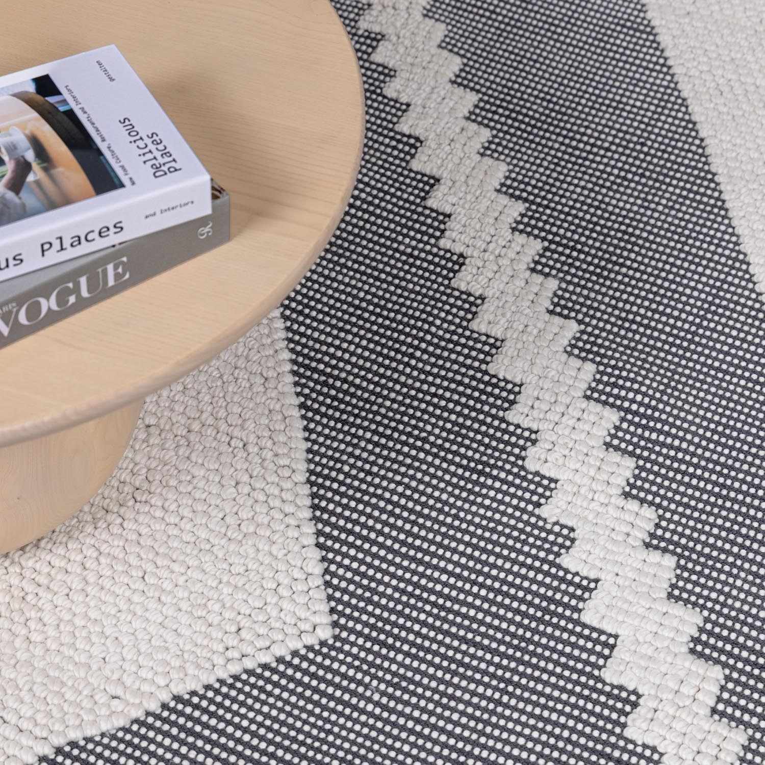 Azalea AZA-2300 Handmade Rug