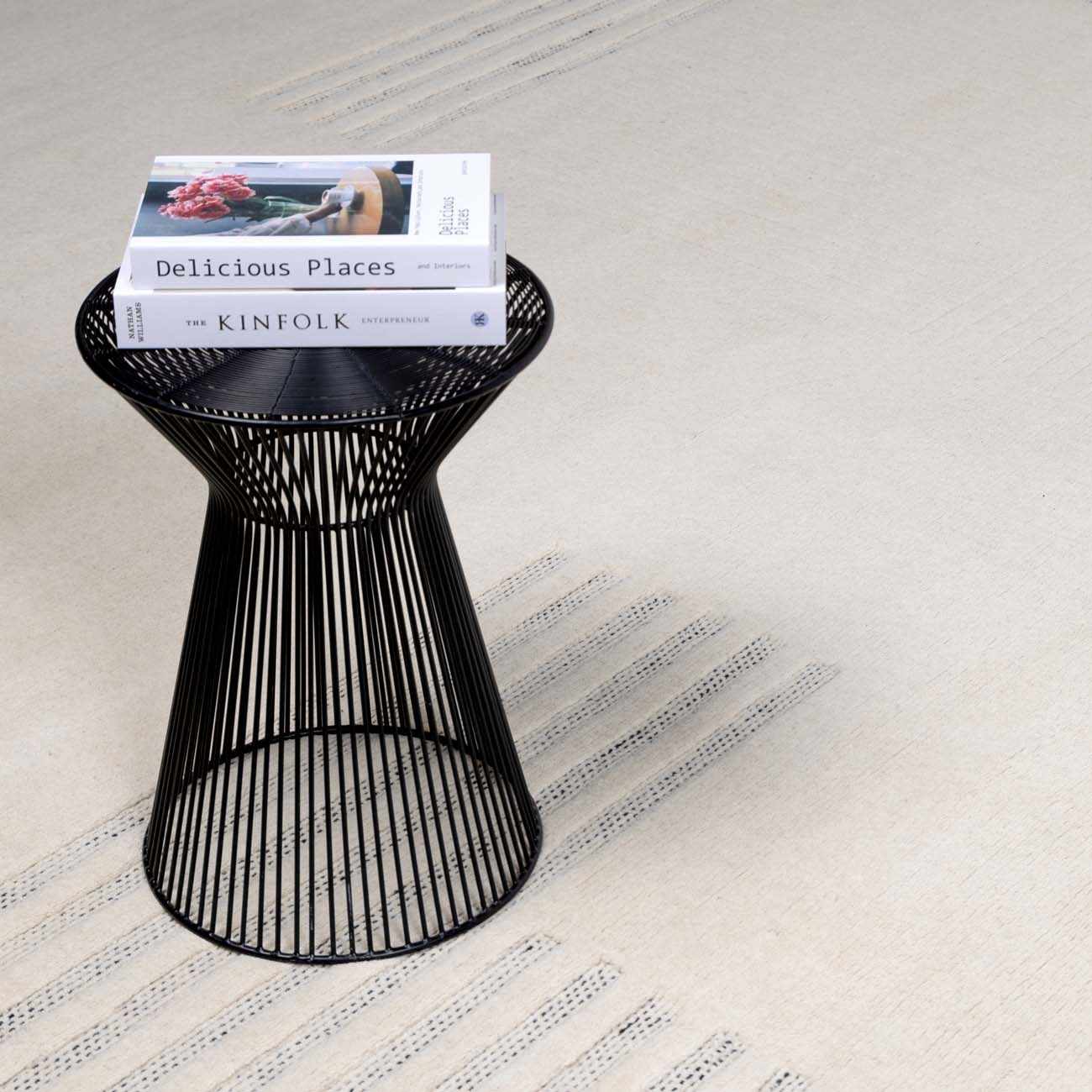 Molde MOL-2301 Handmade Rug