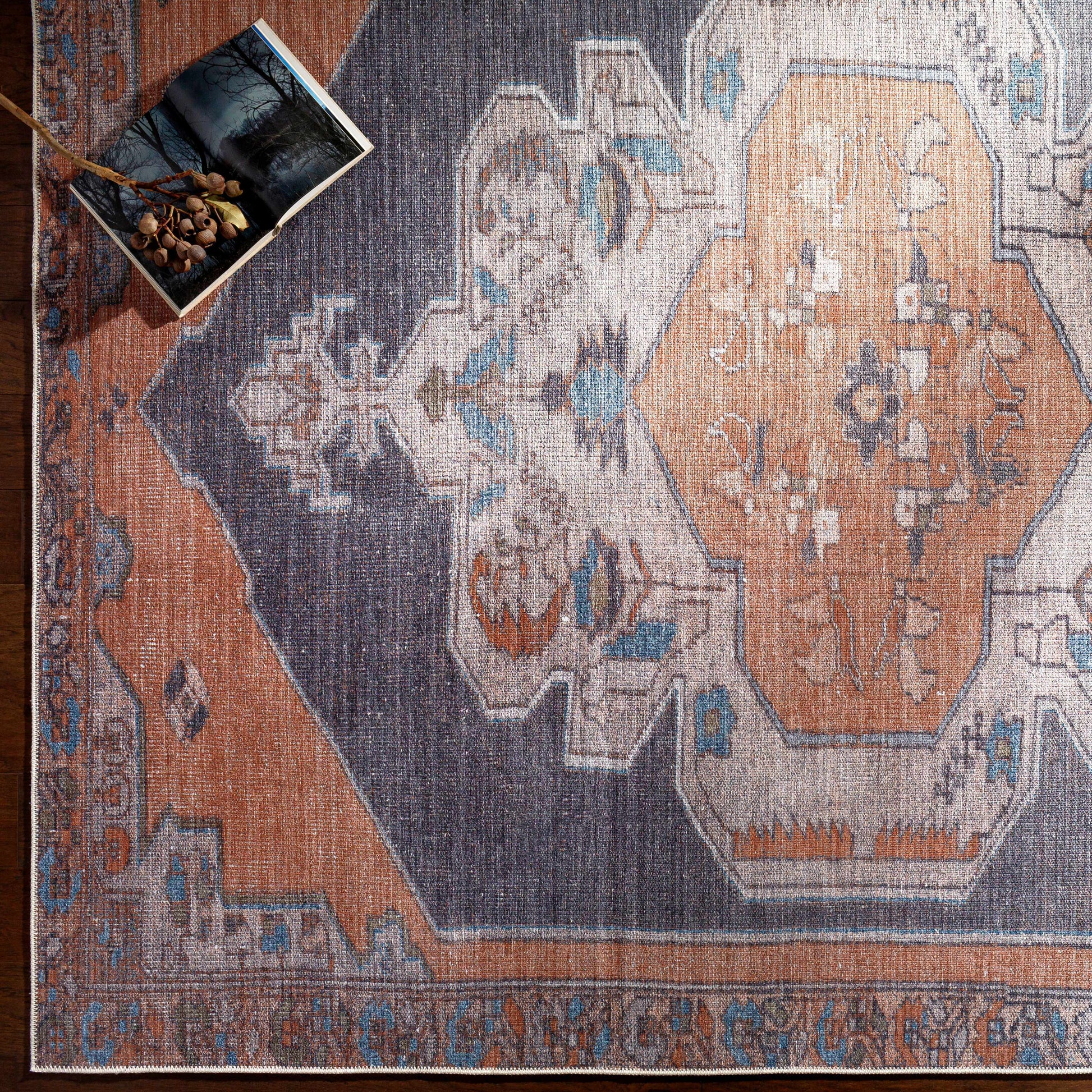 Amelie AML-2327 Machine Woven Rug