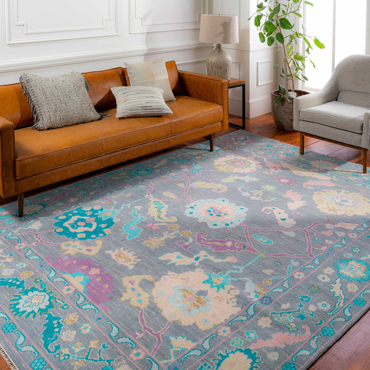 Ushak USK-2300 Hand Knotted Rug