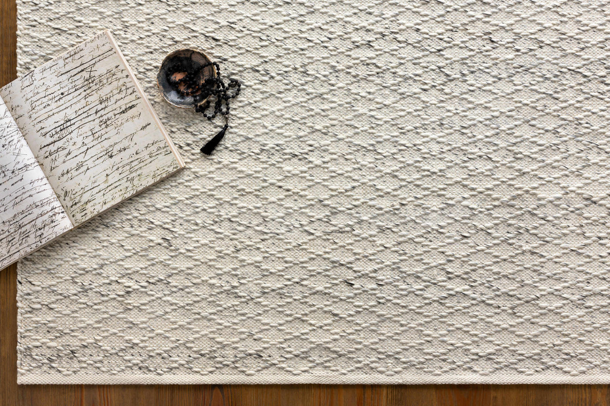 Modena MOE-1002 Hand Woven Rug