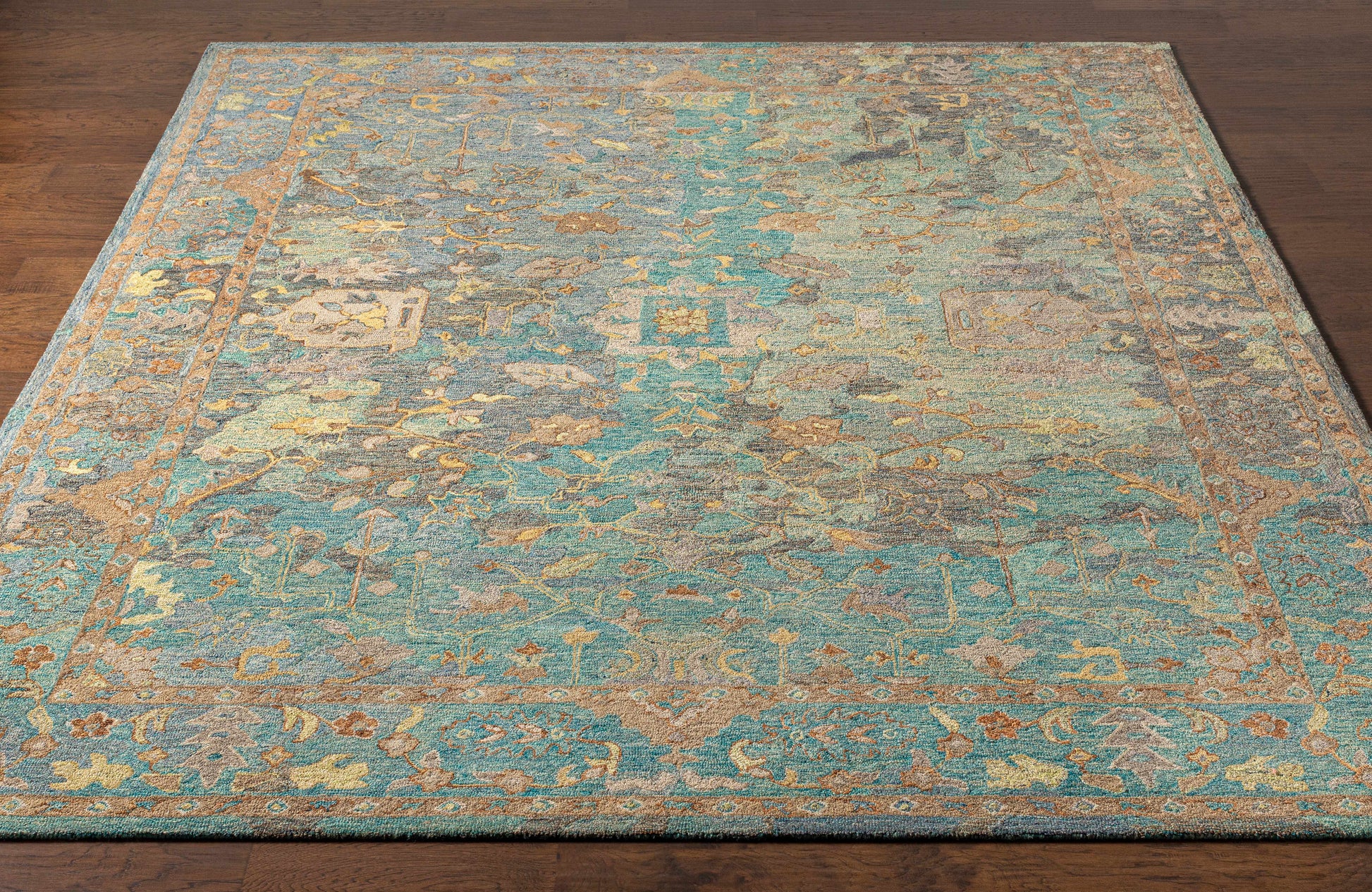 Classic Nouveau CSN-1002 Hand Tufted Rug
