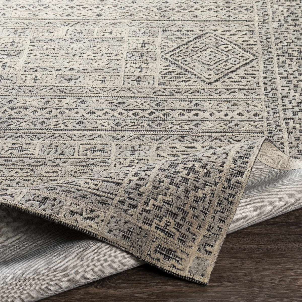 Oakland OAA-1009 Hand Tufted Rug