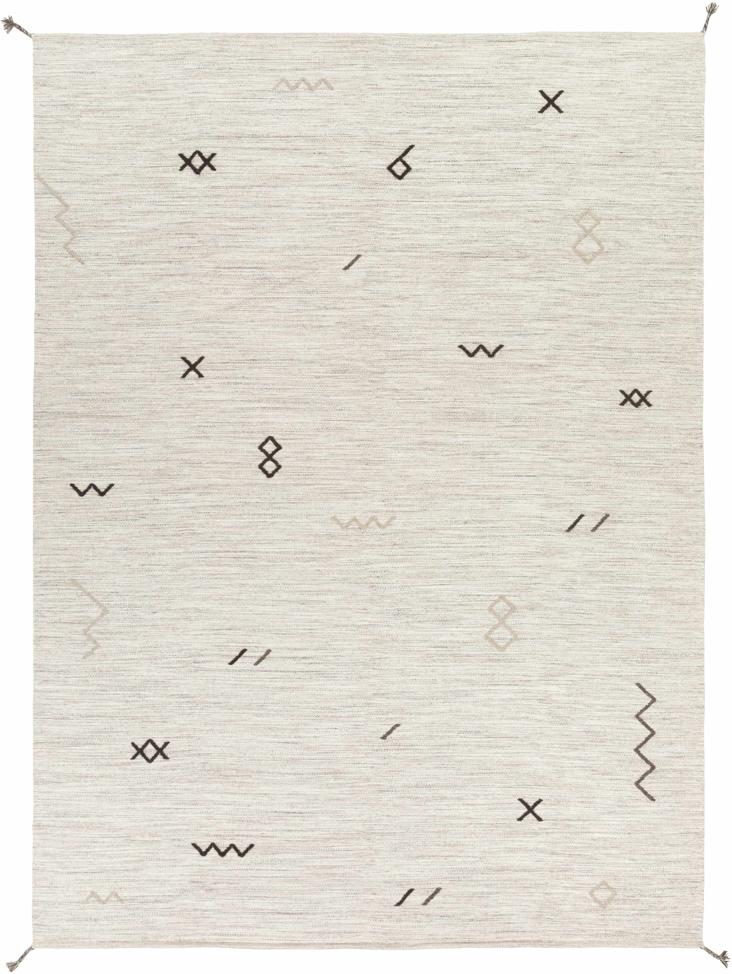 Off-White Hand Woven 100% Wool Global Rectangle Handmade rug, Indoor use only, no fringe, non-washable. runner also available