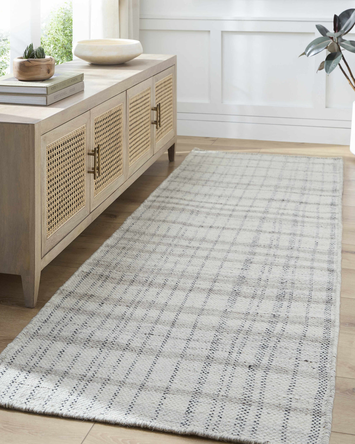 Mardin MDI-2339 Hand Woven Rug