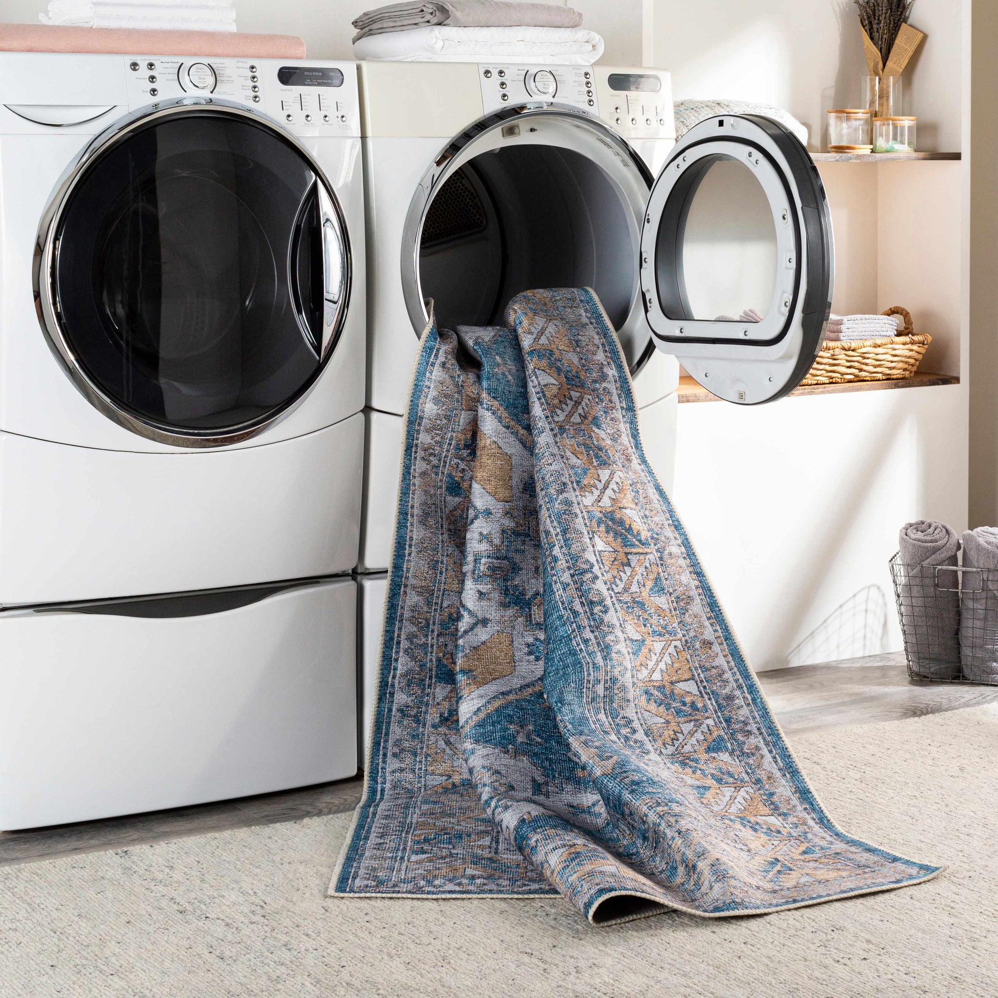 Amelie AML-2315 Machine Woven Rug