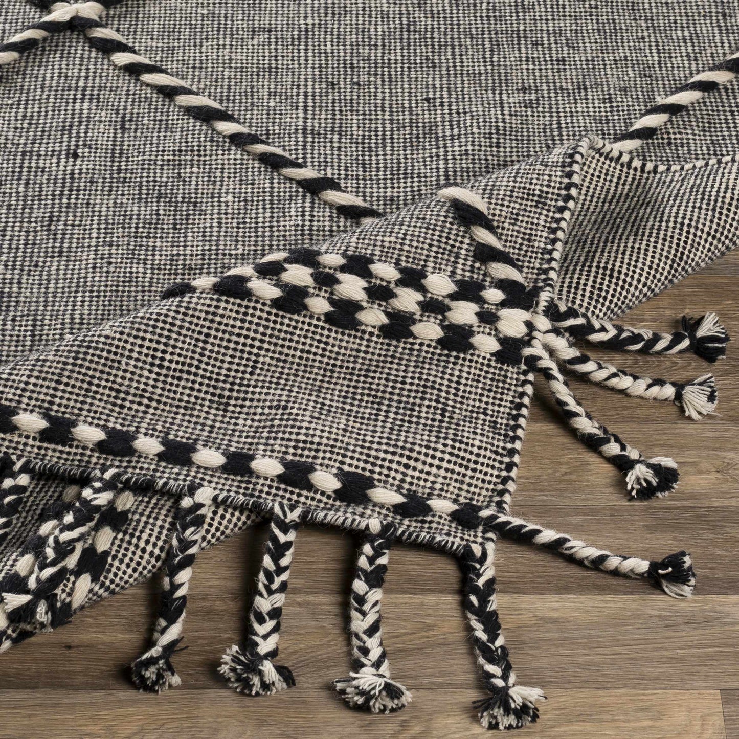 Apache APA-2306 Hand Woven Rug