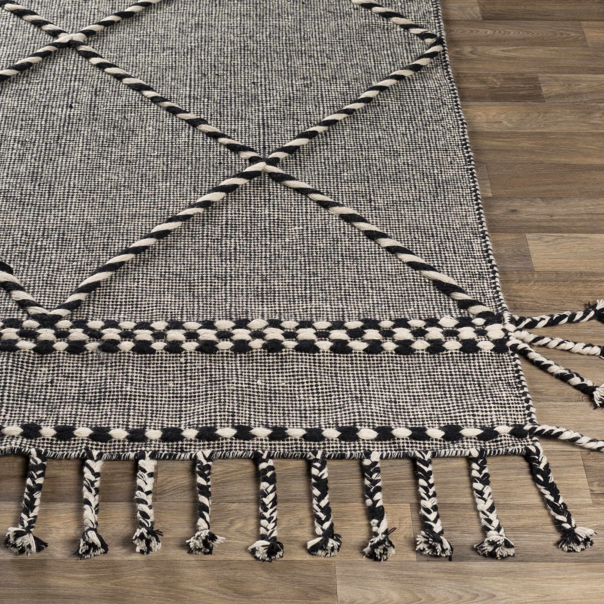 Apache APA-2306 Hand Woven Rug