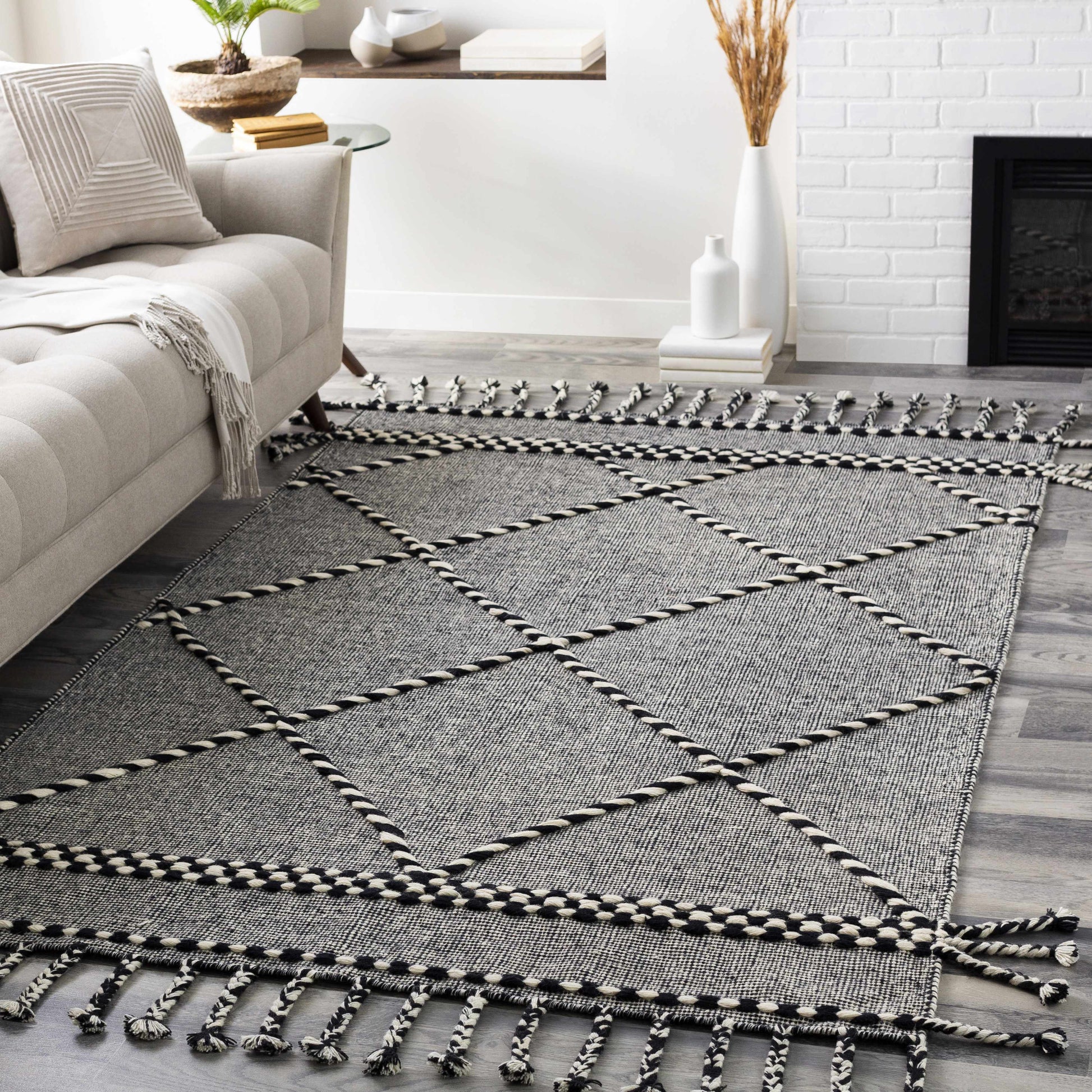 Apache APA-2306 Hand Woven Rug