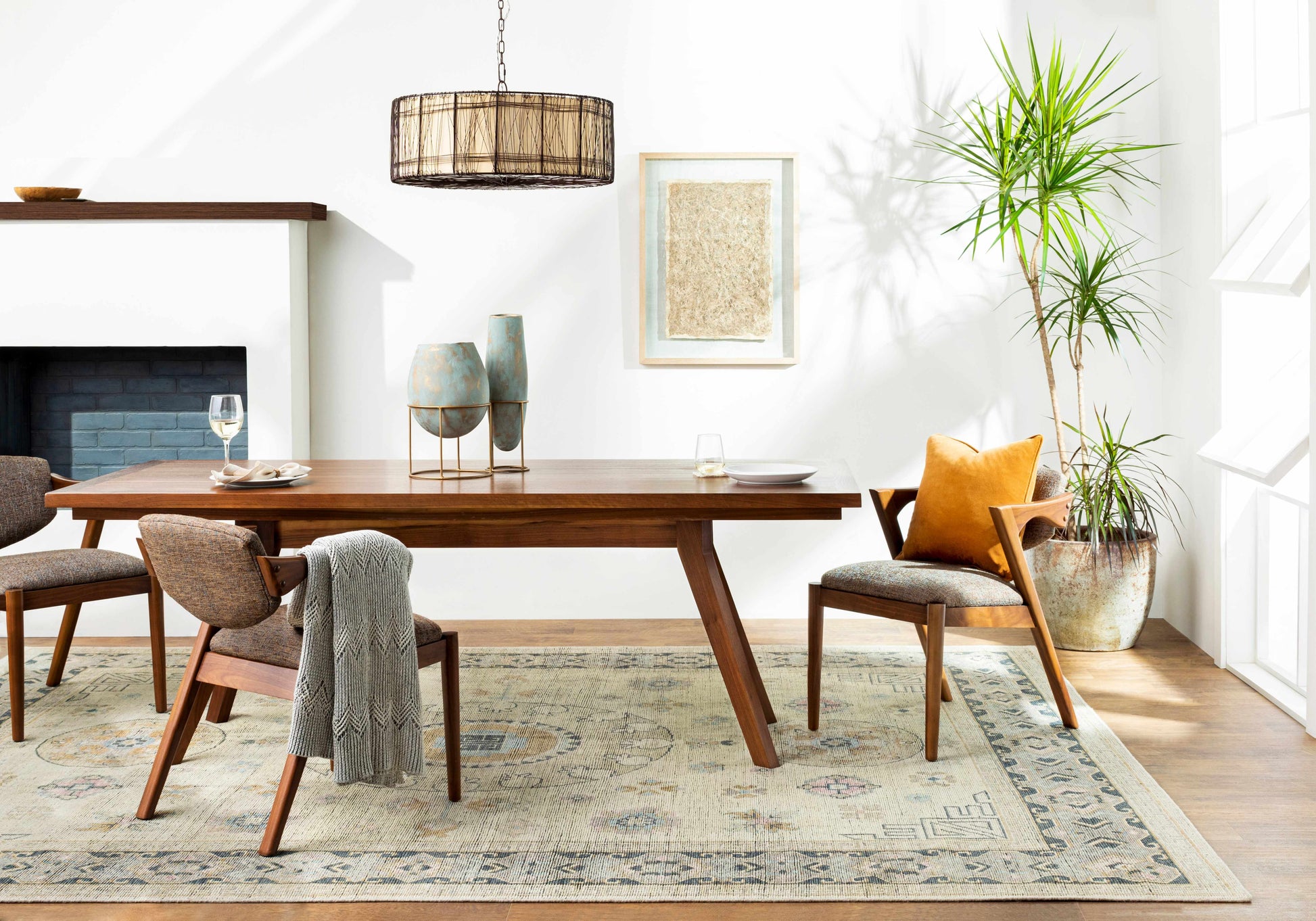 Smyrna SMY-2301 Handmade Rug