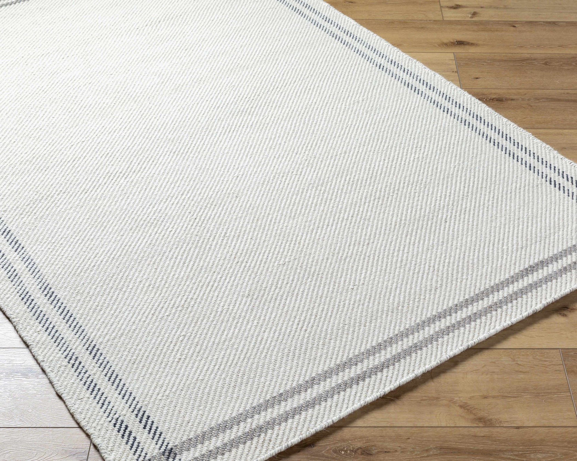 Mardin MDI-2335 Hand Woven Rug