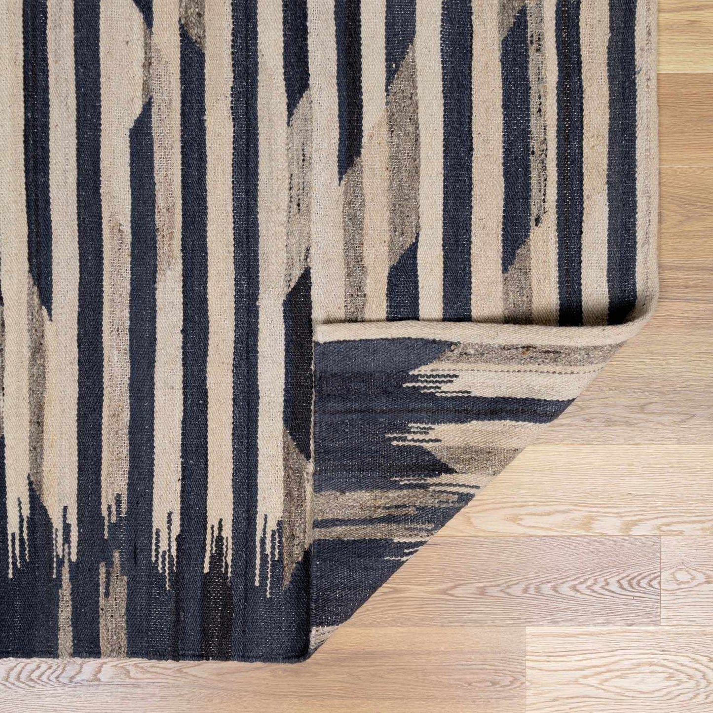 Stockholm SHM-2301 Handmade Rug