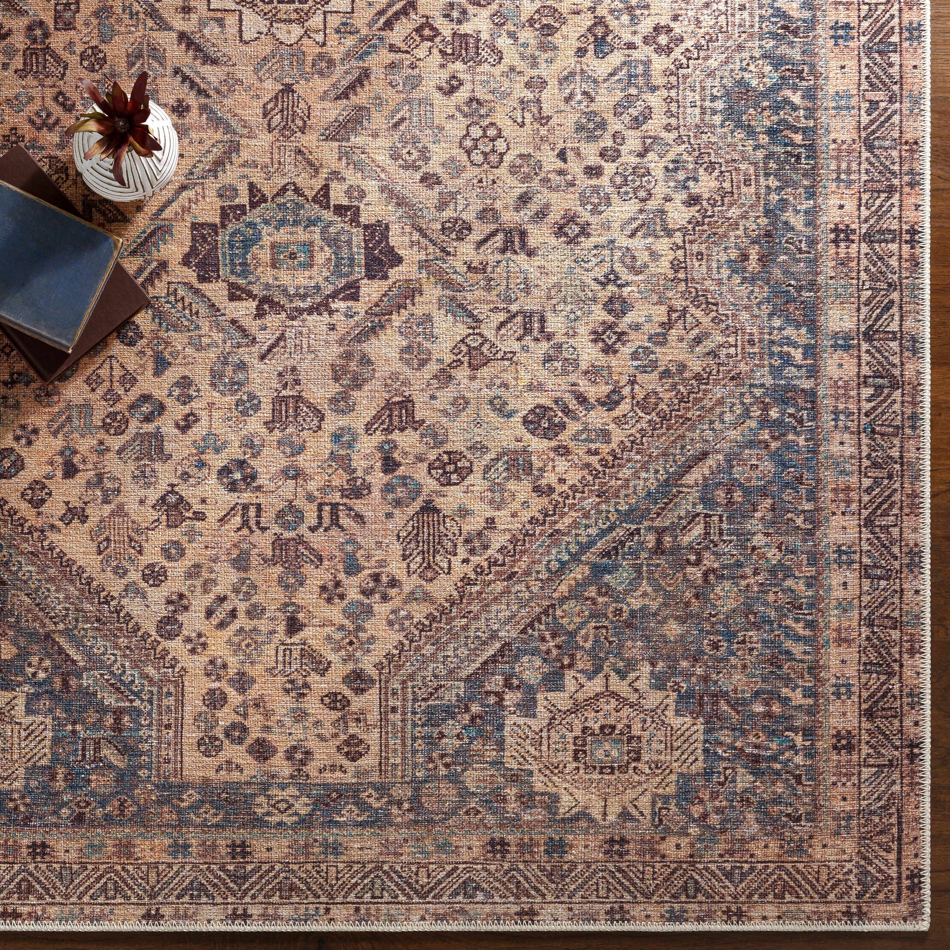 Amelie AML-2335 Machine Woven Rug