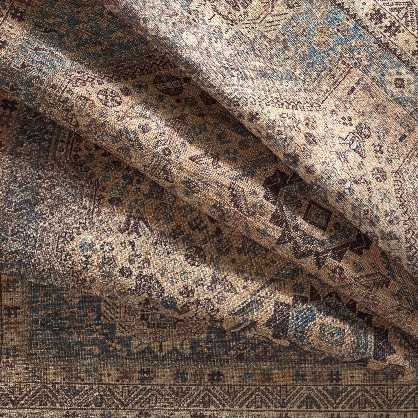 Amelie AML-2335 Machine Woven Rug