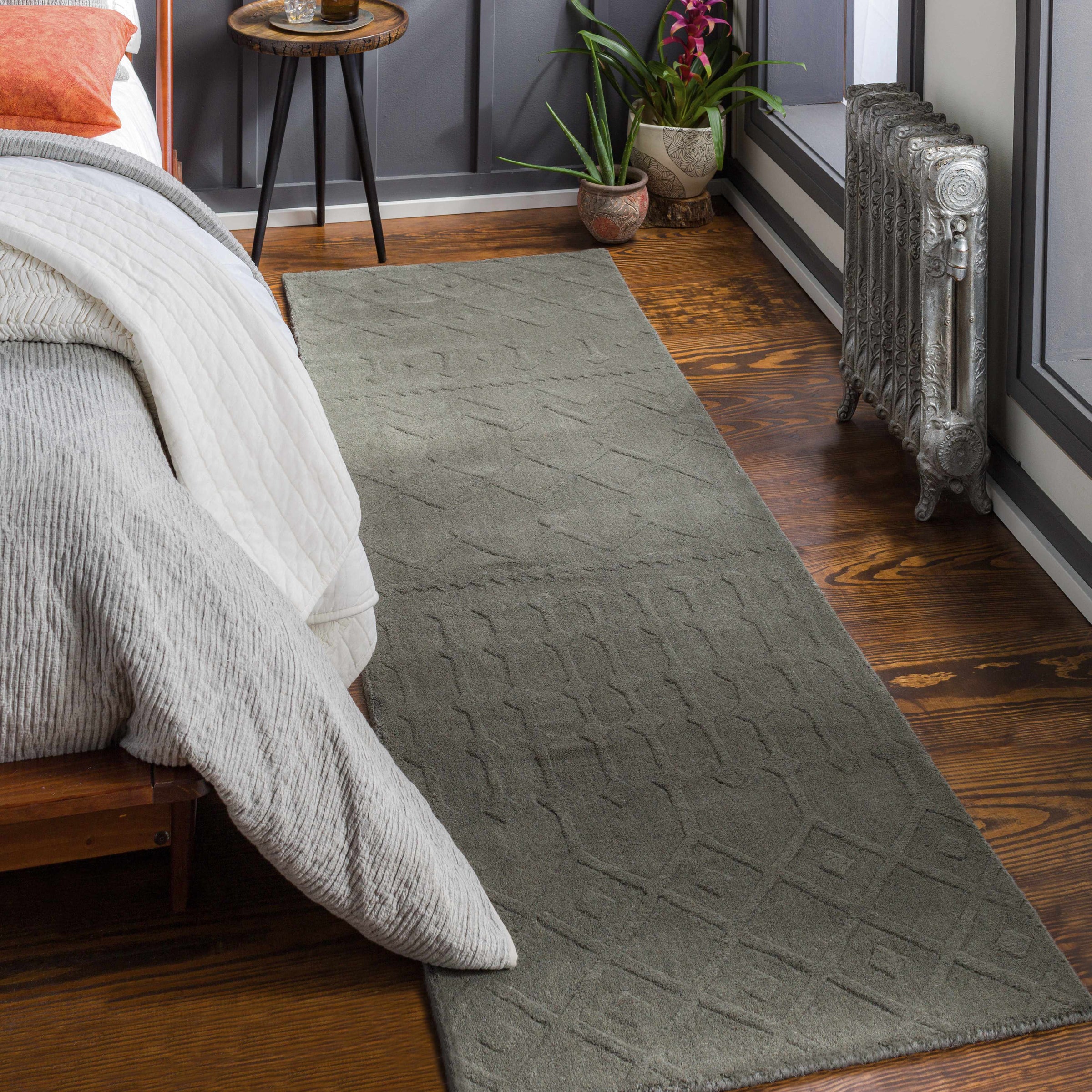 Taraash TRH-2302 Hand Loomed Rug