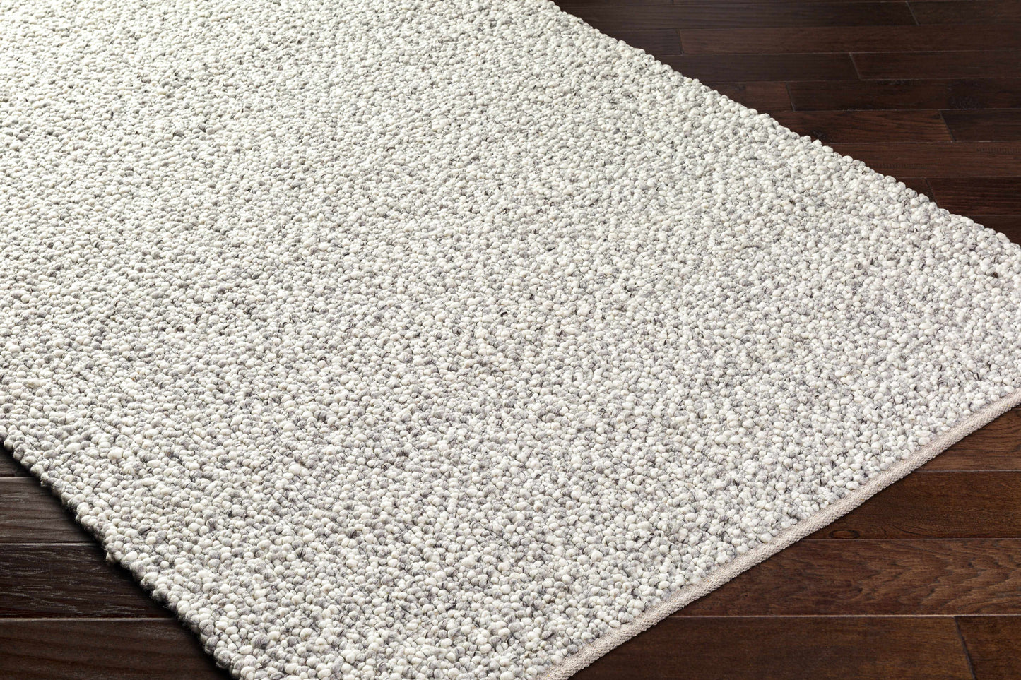 Super Pebble SPB-2301 Handmade Rug