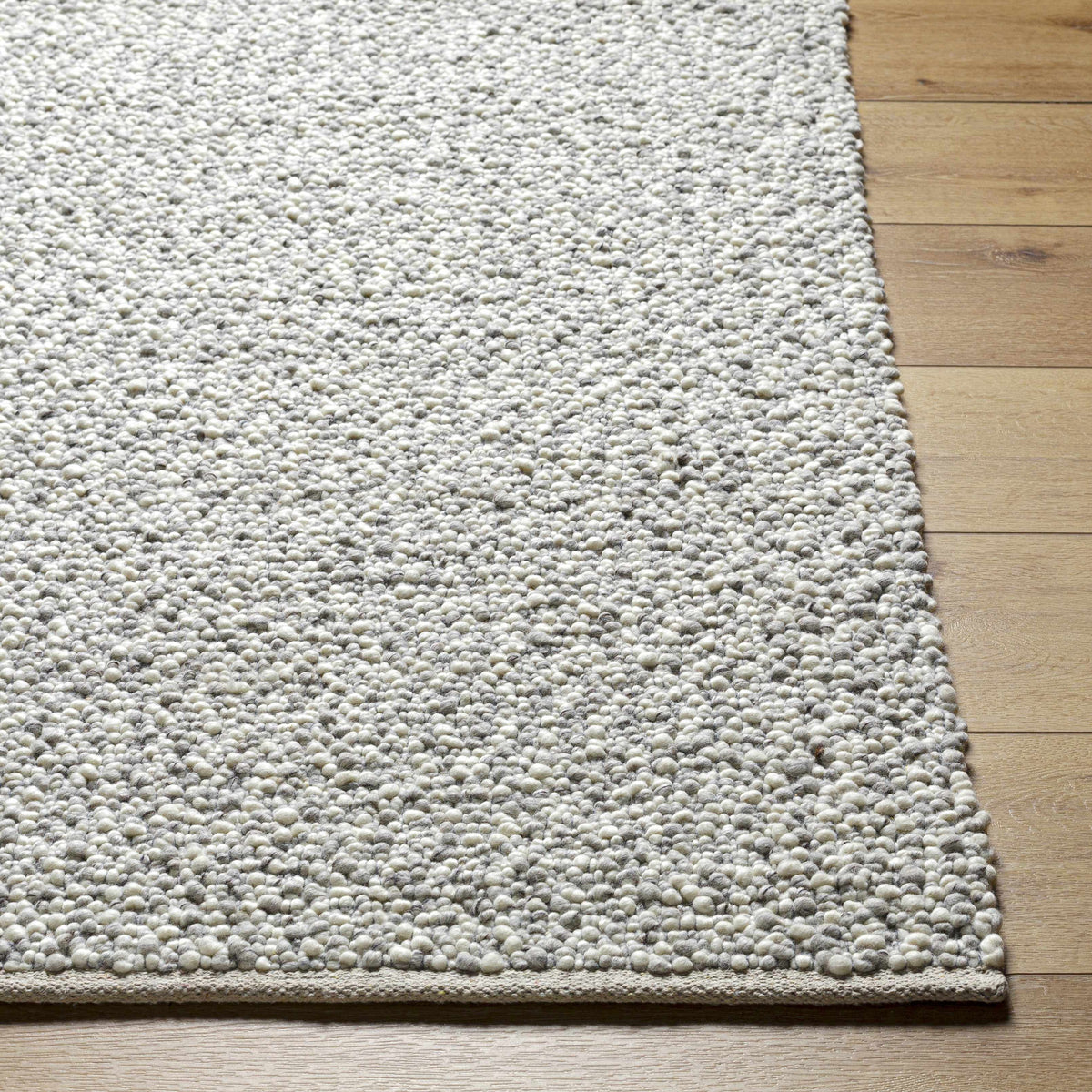 Super Pebble SPB-2301 Handmade Rug