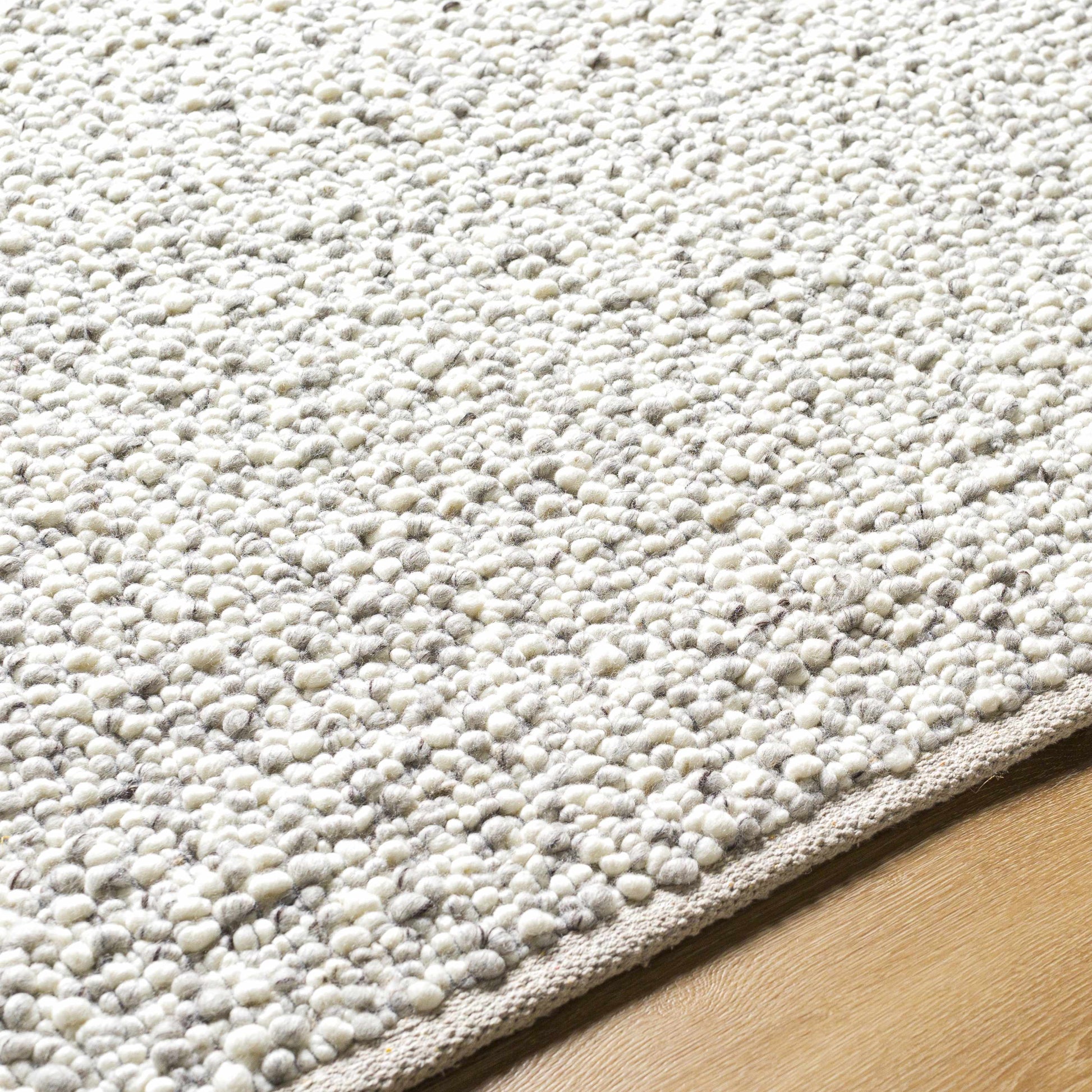 Super Pebble SPB-2301 Handmade Rug