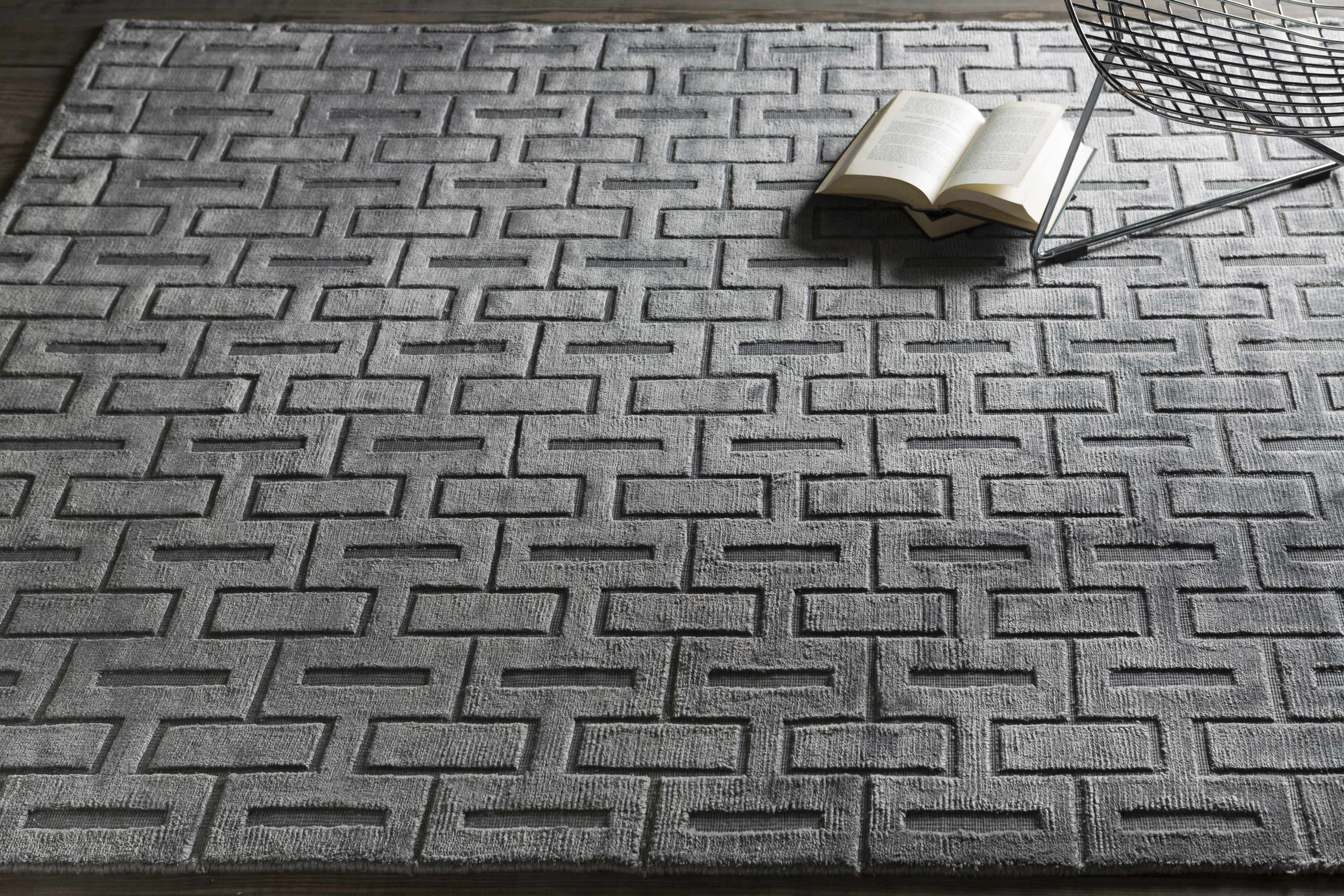 Castlebury CBY-7007 Hand Woven Rug