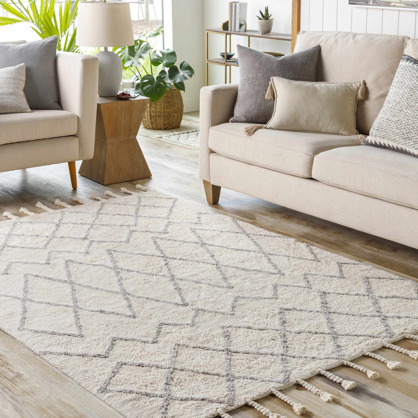 Khemisset KMS-2300 Hand Woven Rug