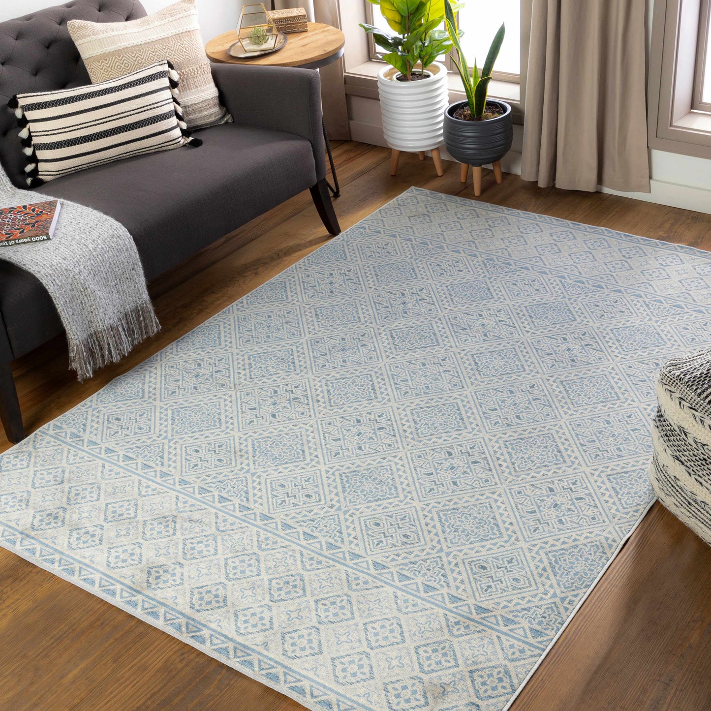 Luxembourg LUM-1001 Machine Woven Rug