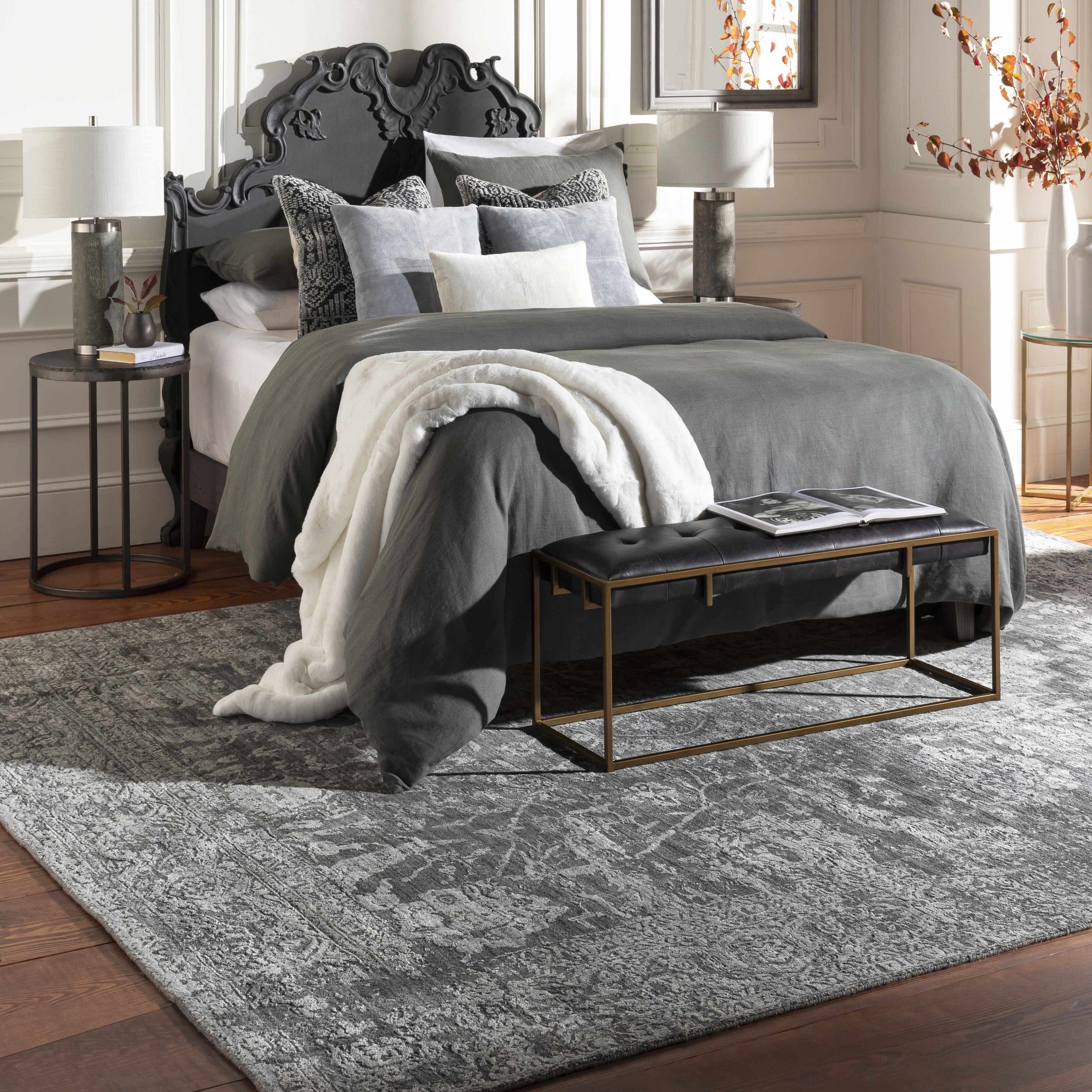 Lucknow LUC-2301 Hand Loomed Rug