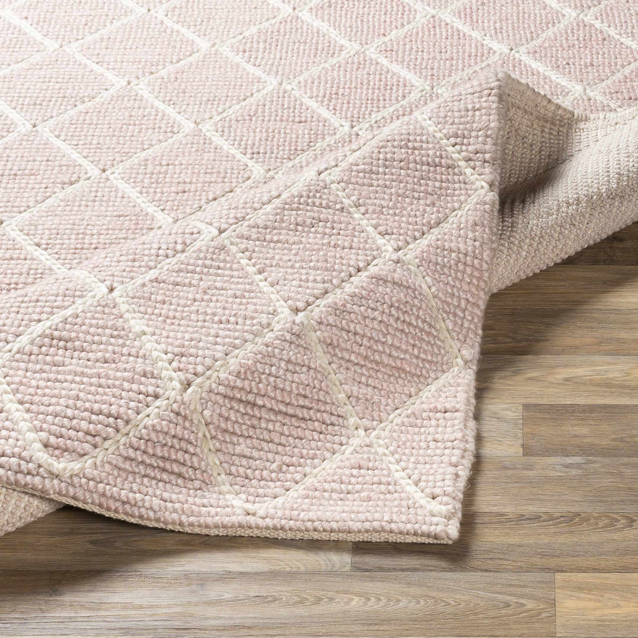 Whistler WSR-2302 Hand Woven Rug