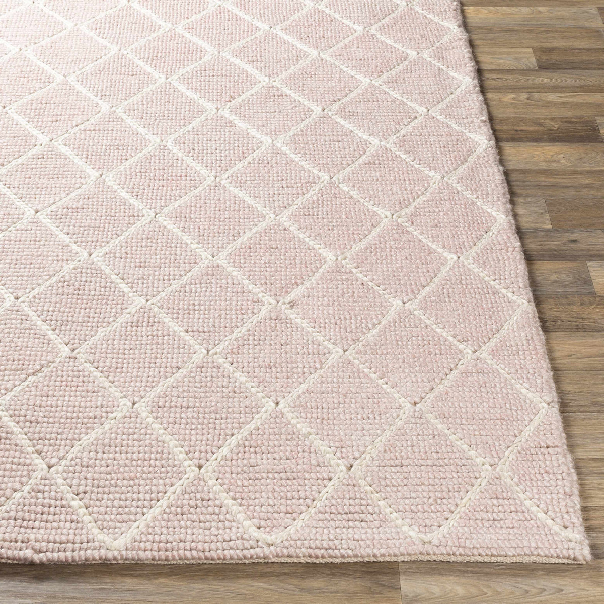 Whistler WSR-2302 Hand Woven Rug