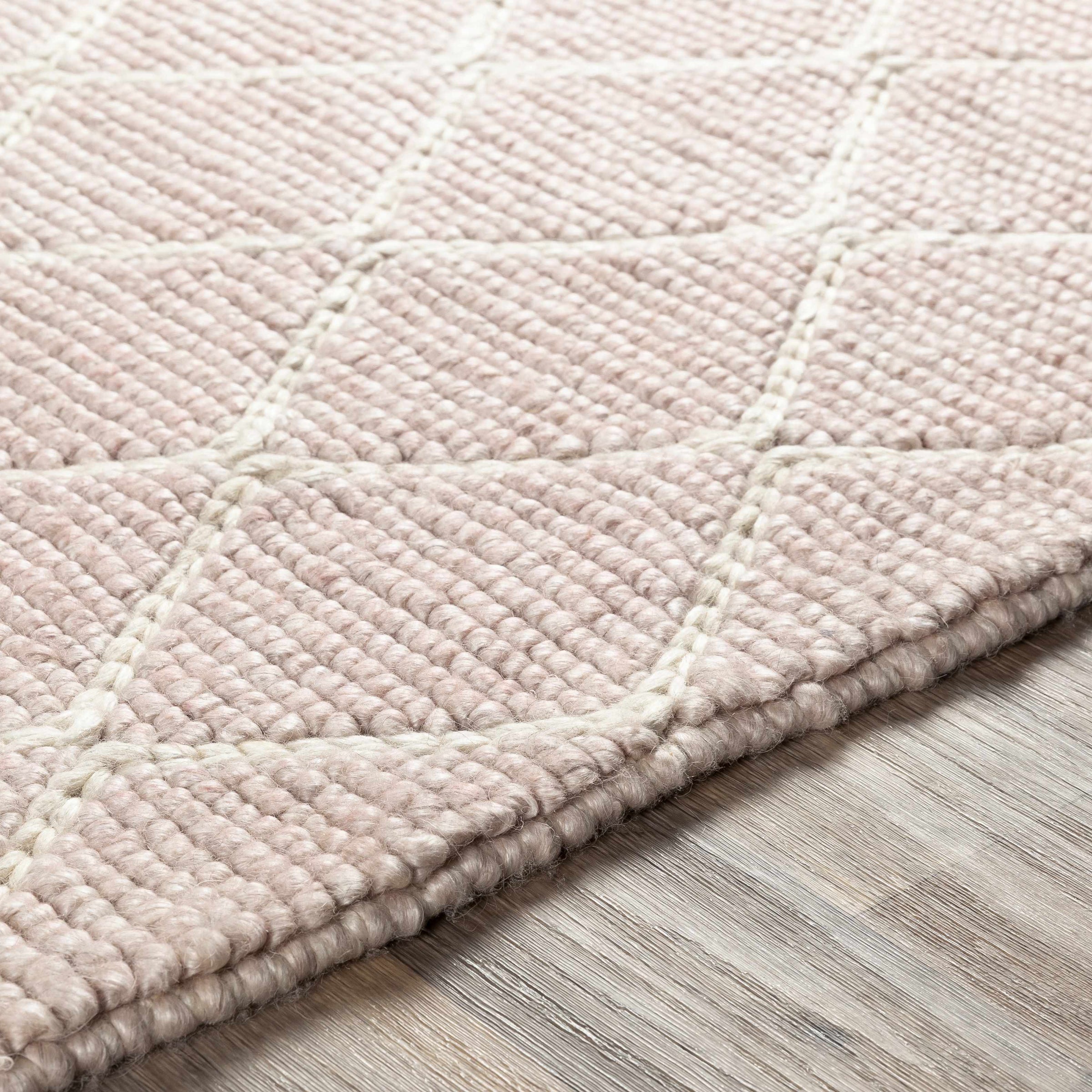 Whistler WSR-2302 Hand Woven Rug