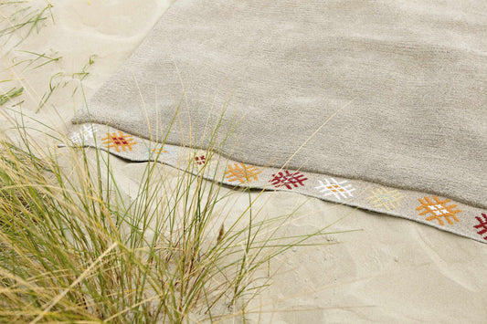 Kyah KYA-9125 Hand Knotted Rug