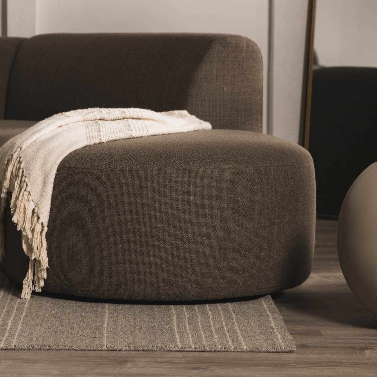 Romano RMO-2300 Handmade Rug