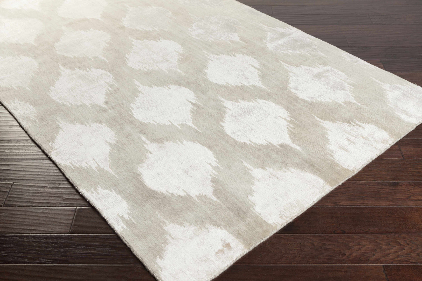 Mugal IN-8602 Hand Knotted Rug