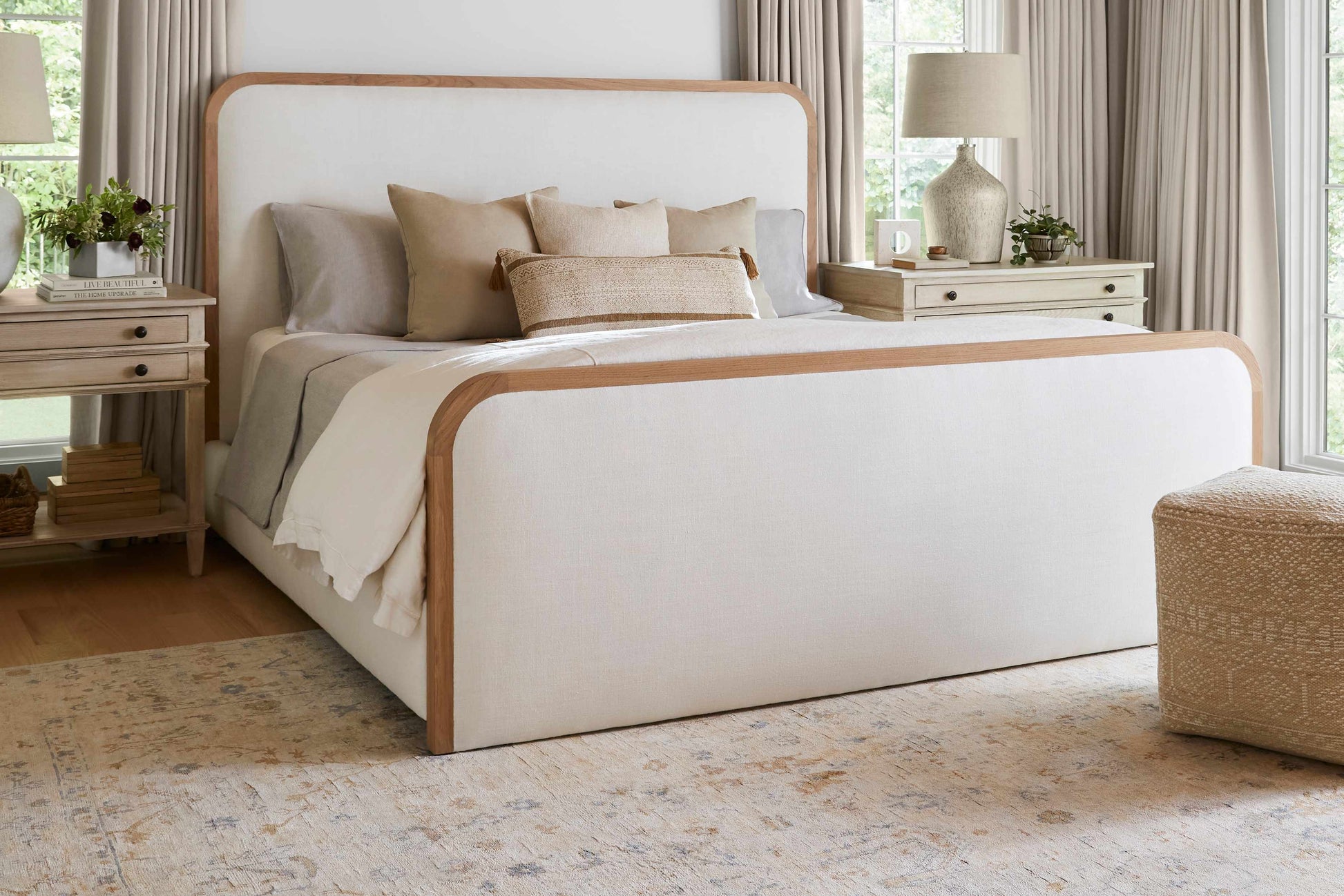 Theodora THO-3010 Hand Knotted Rug