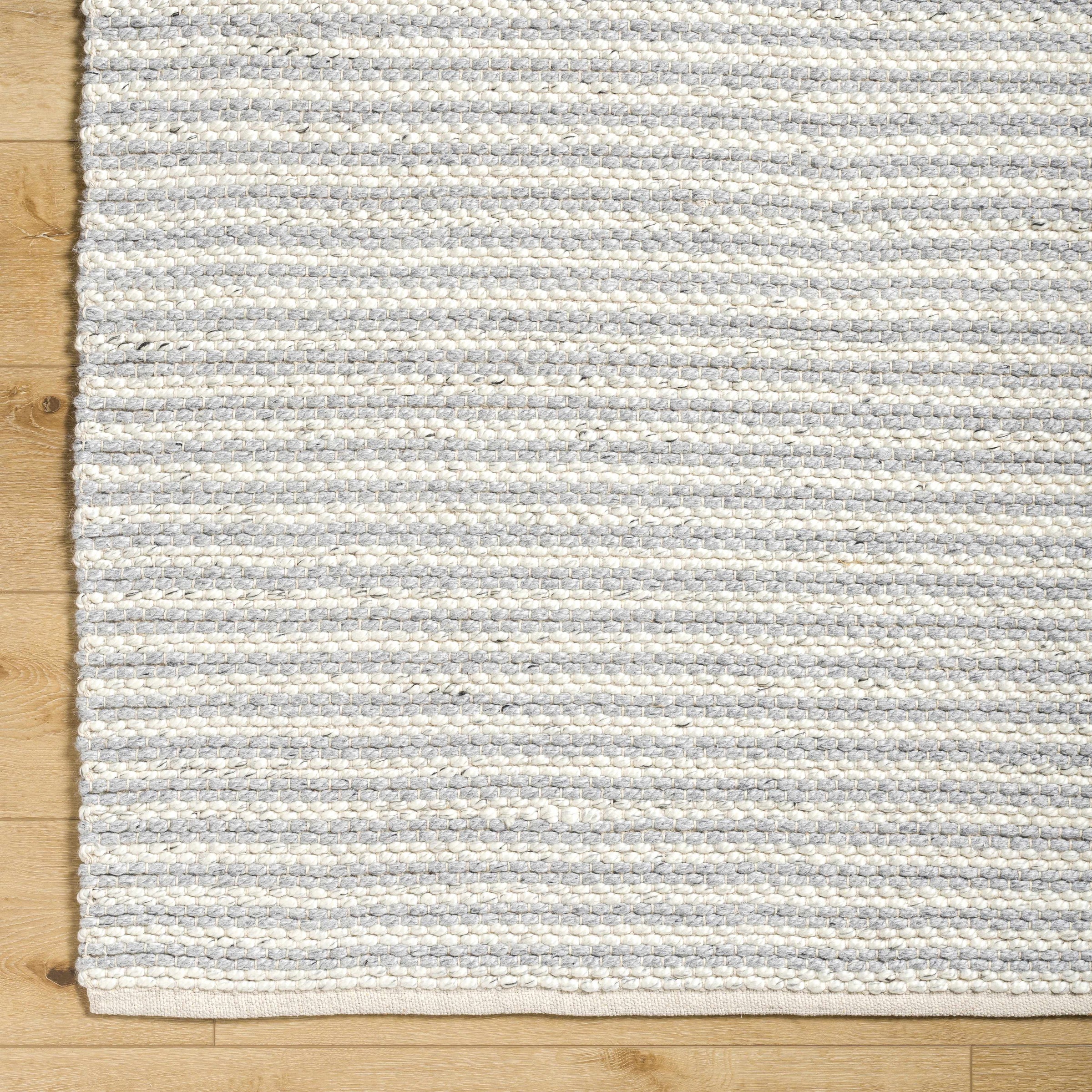 Ahlat AHT-2303 Hand Woven Rug