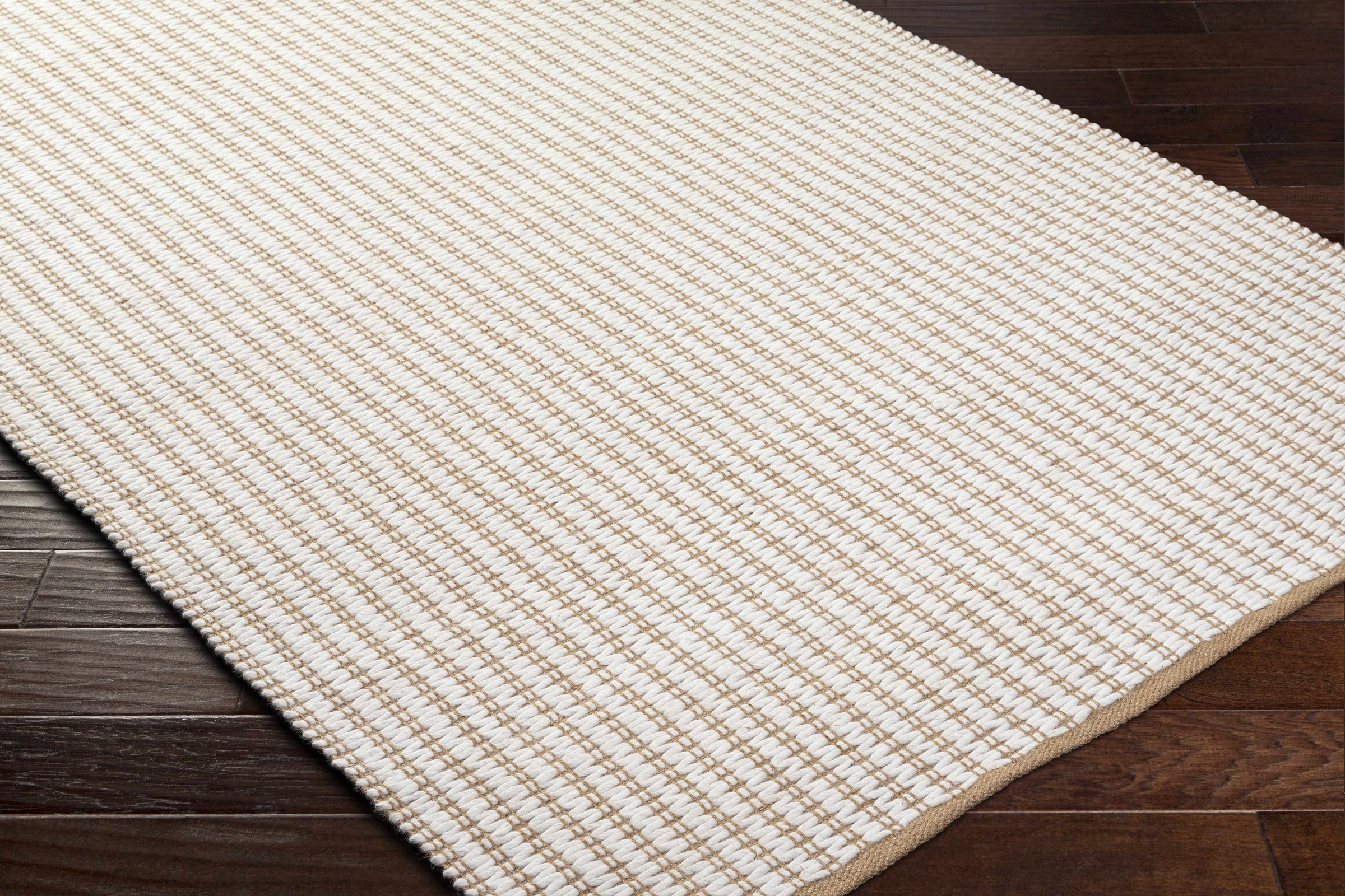 Ahlat AHT-2300 Hand Woven Rug