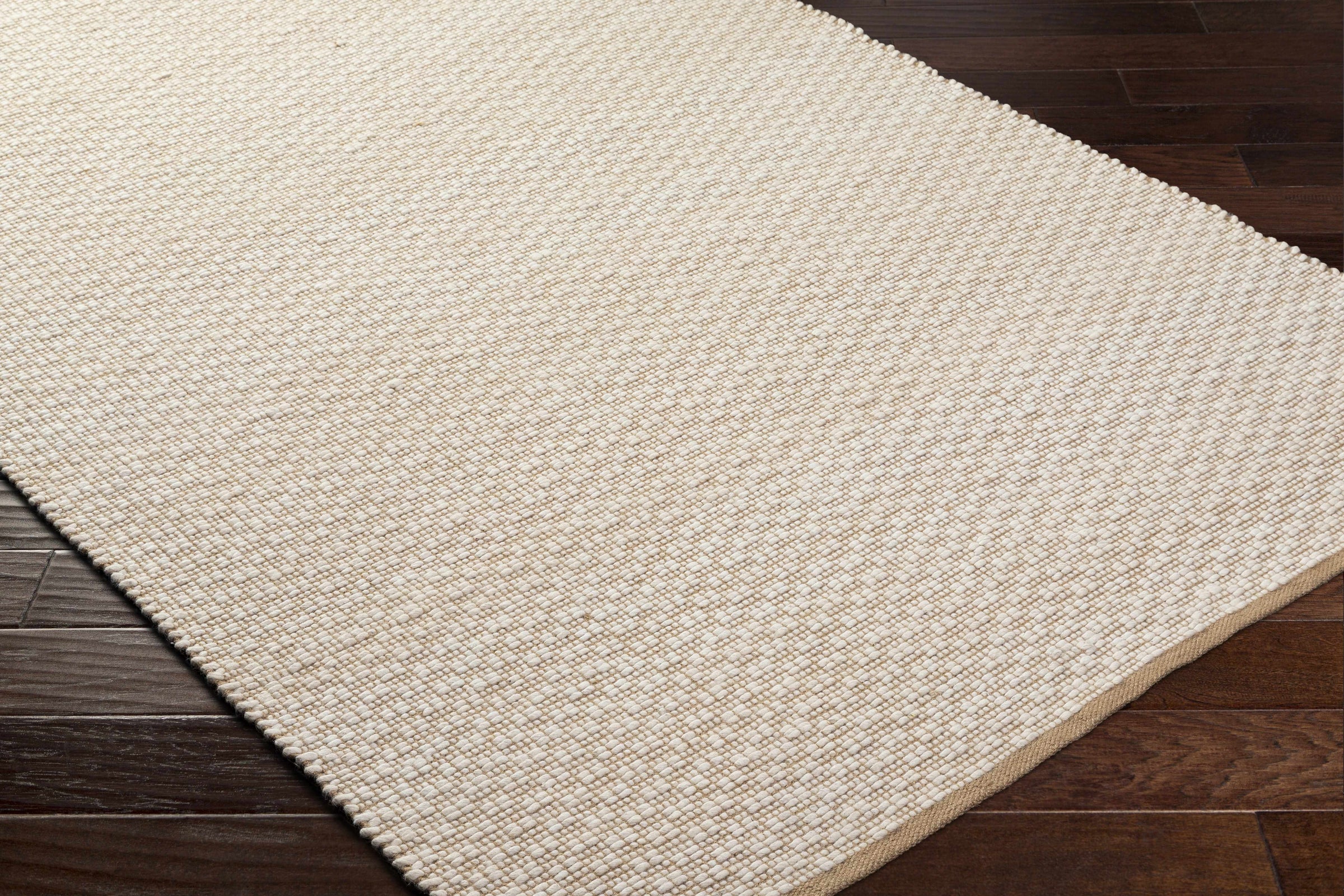 Ahlat AHT-2302 Hand Woven Rug