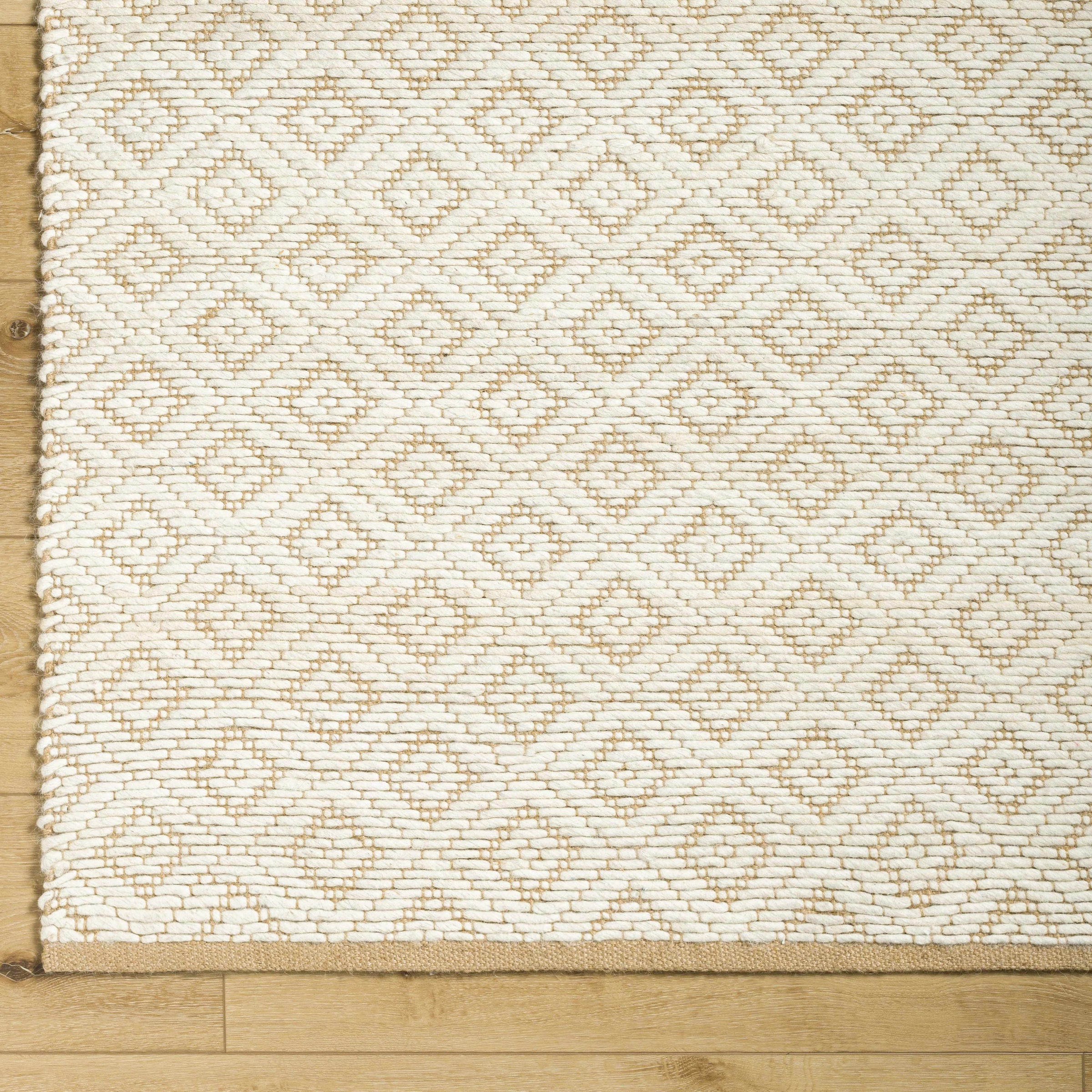 Ahlat AHT-2301 Hand Woven Rug