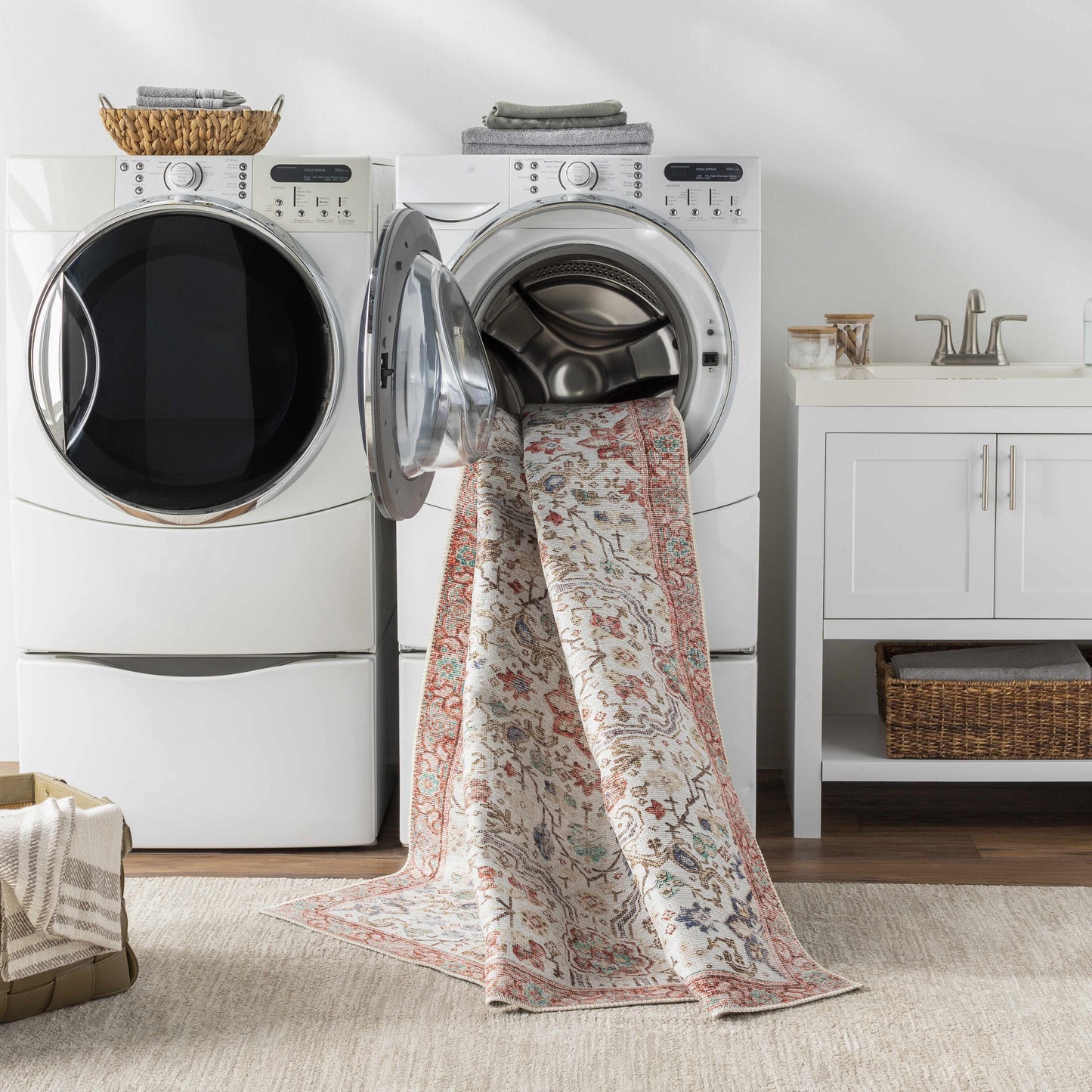 Amelie AML-2365 Machine Woven Rug