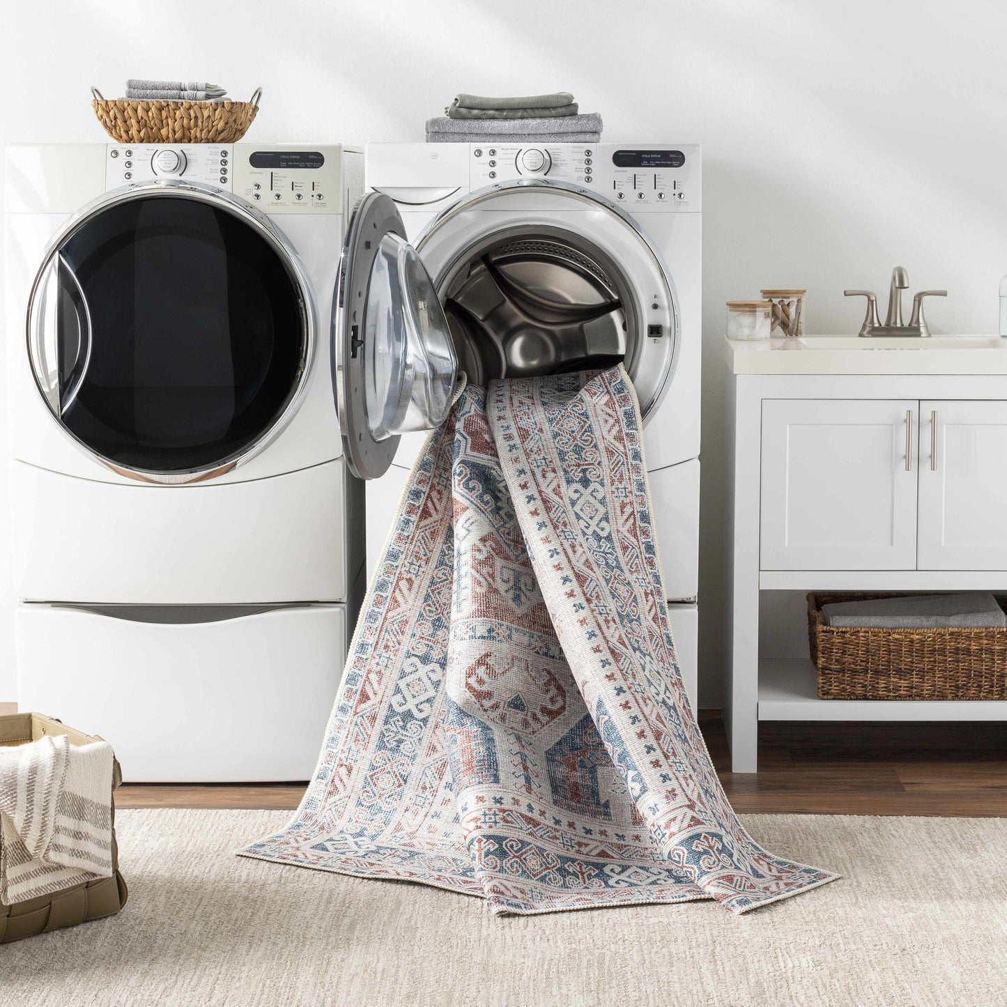 Amelie AML-2375 Machine Woven Rug