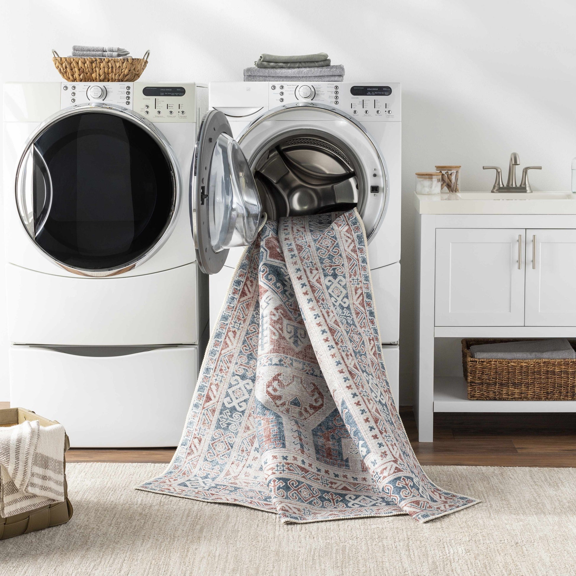 Amelie AML-2375 Machine Woven Rug